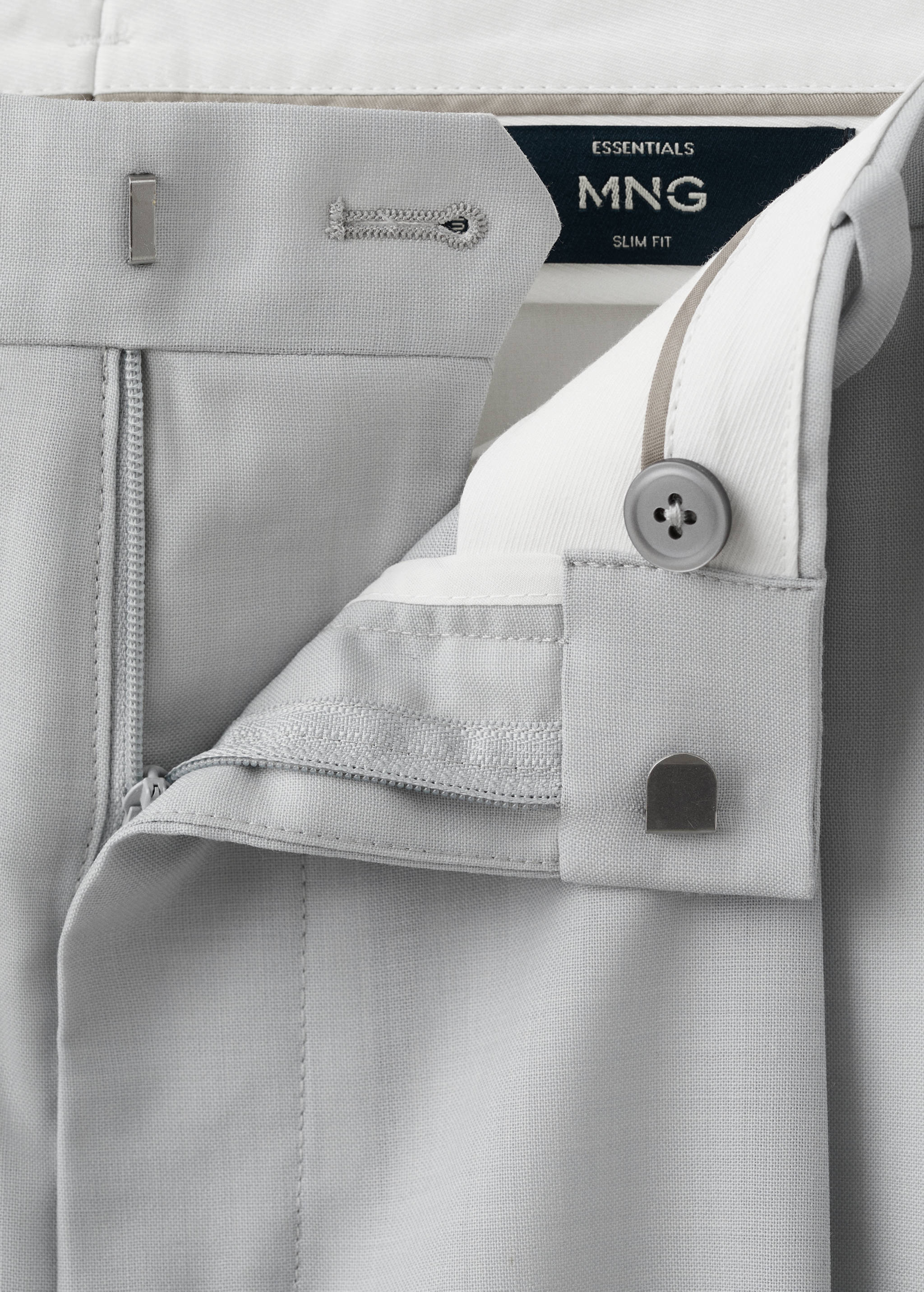 100% virgin wool regular fit trousers - Details of the article 0