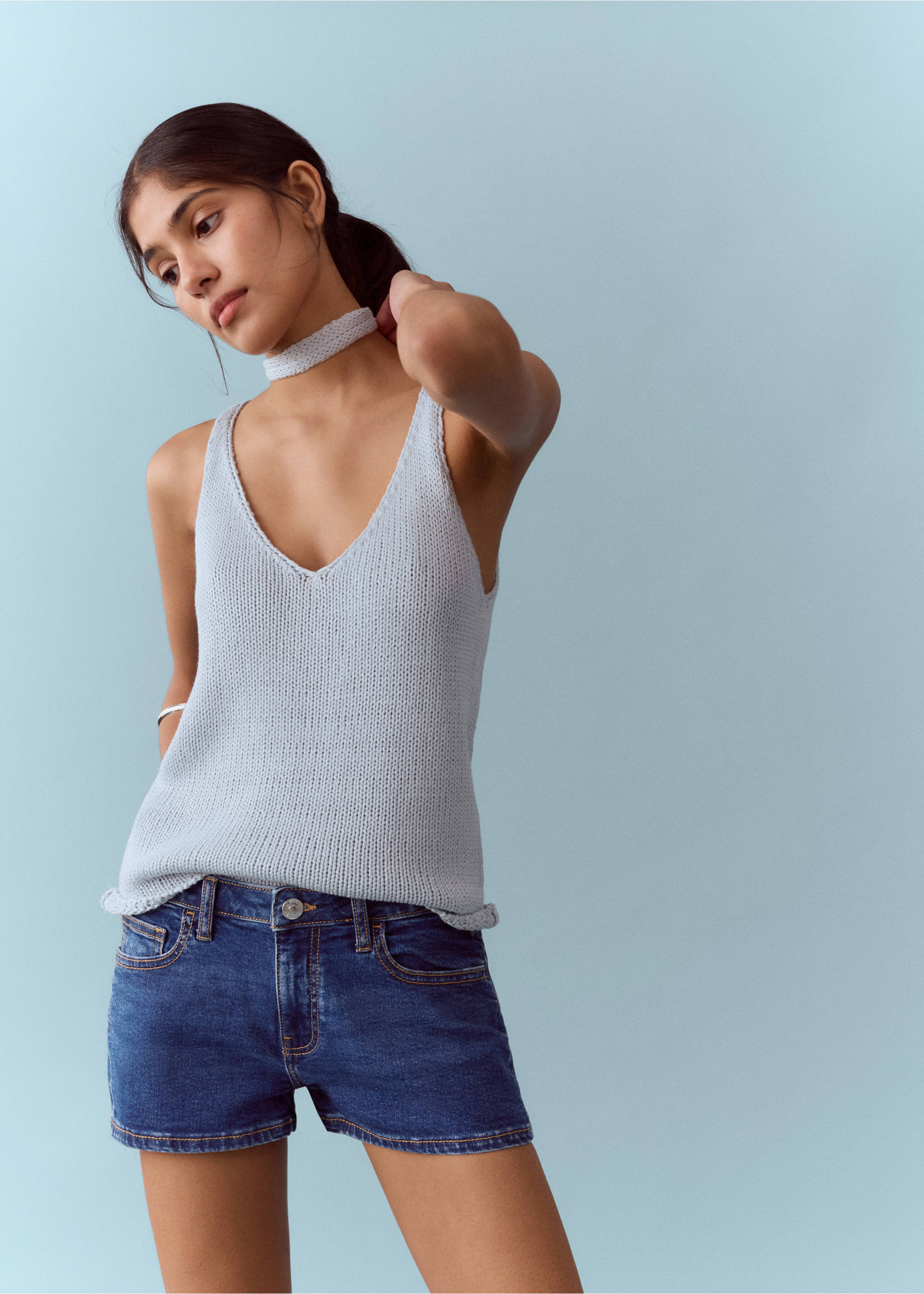 Low-waist mini shorts - Details of the article 4, Dark Blue. Ref: 27035939-00.