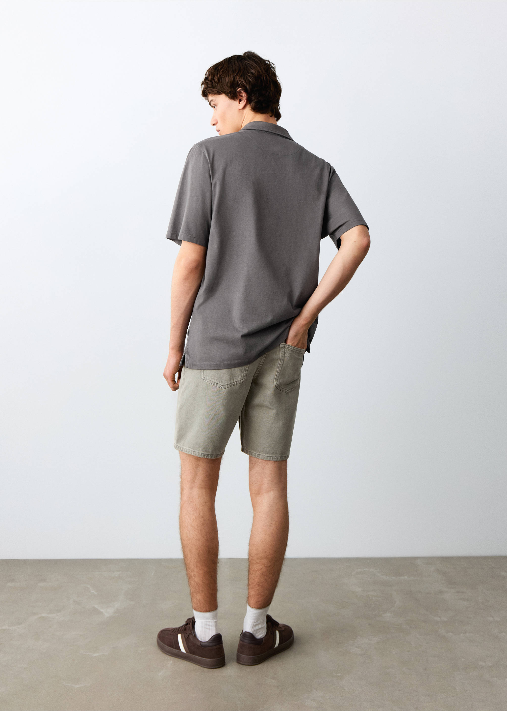 Farmerbermuda - A cikk hátulja, Khaki. Ref: 27035943-00.