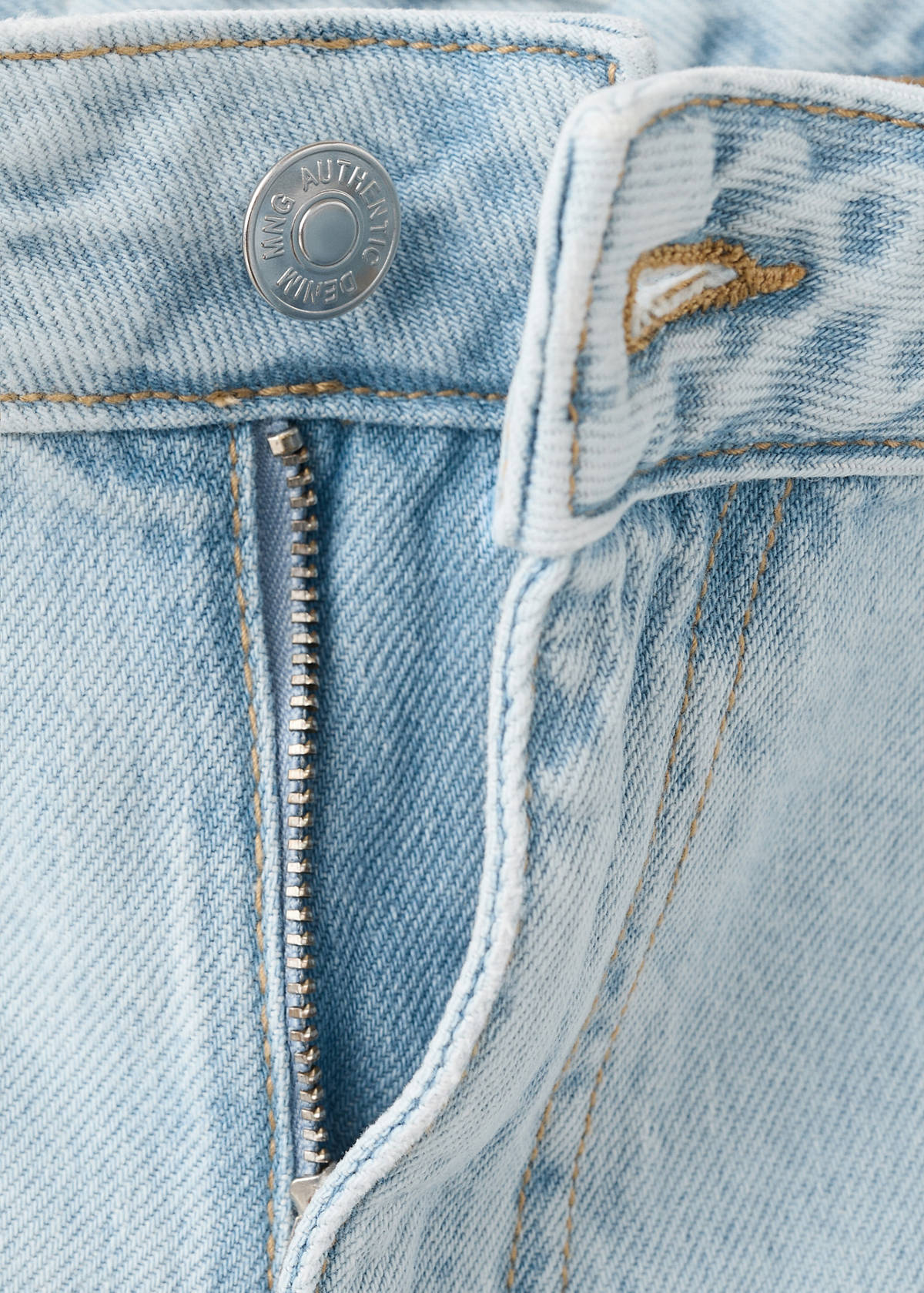 Denim Bermuda shorts — Light Blue