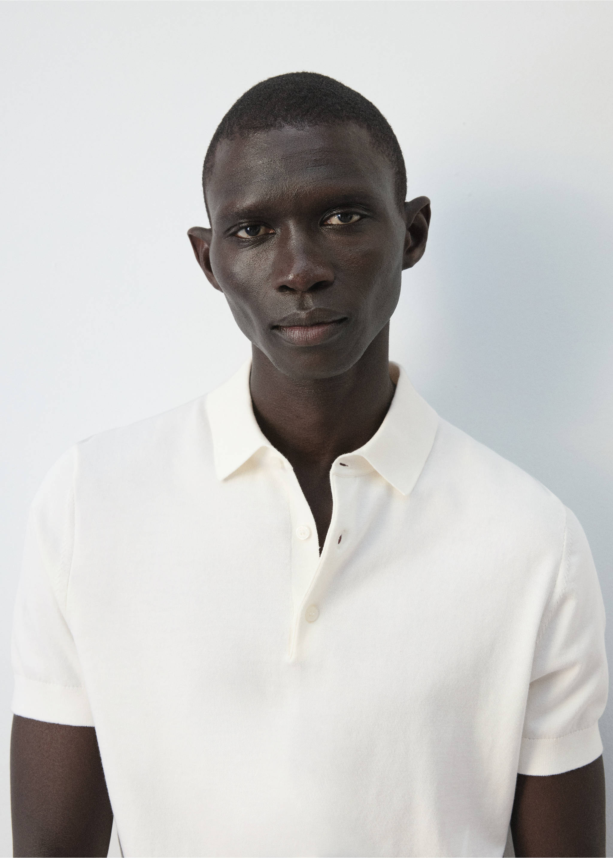 Polo maille fine 100 % coton - Détail de l'article 2, Blanc cassé. Ref: 27035945-00.