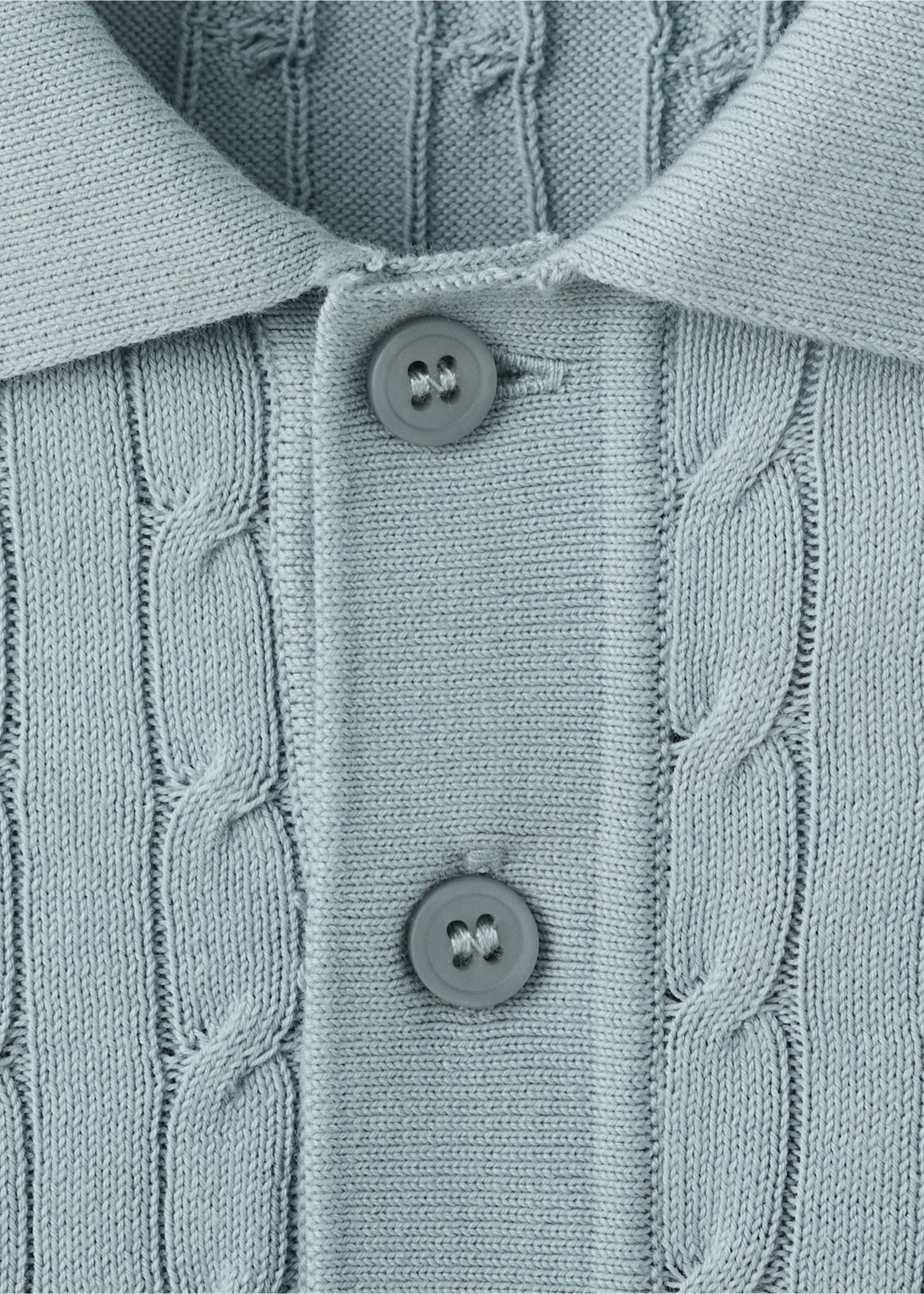 Polo punto trenzado 100% algodón - Detalle del artículo 8, Verde agua. Ref: 27035946-00.