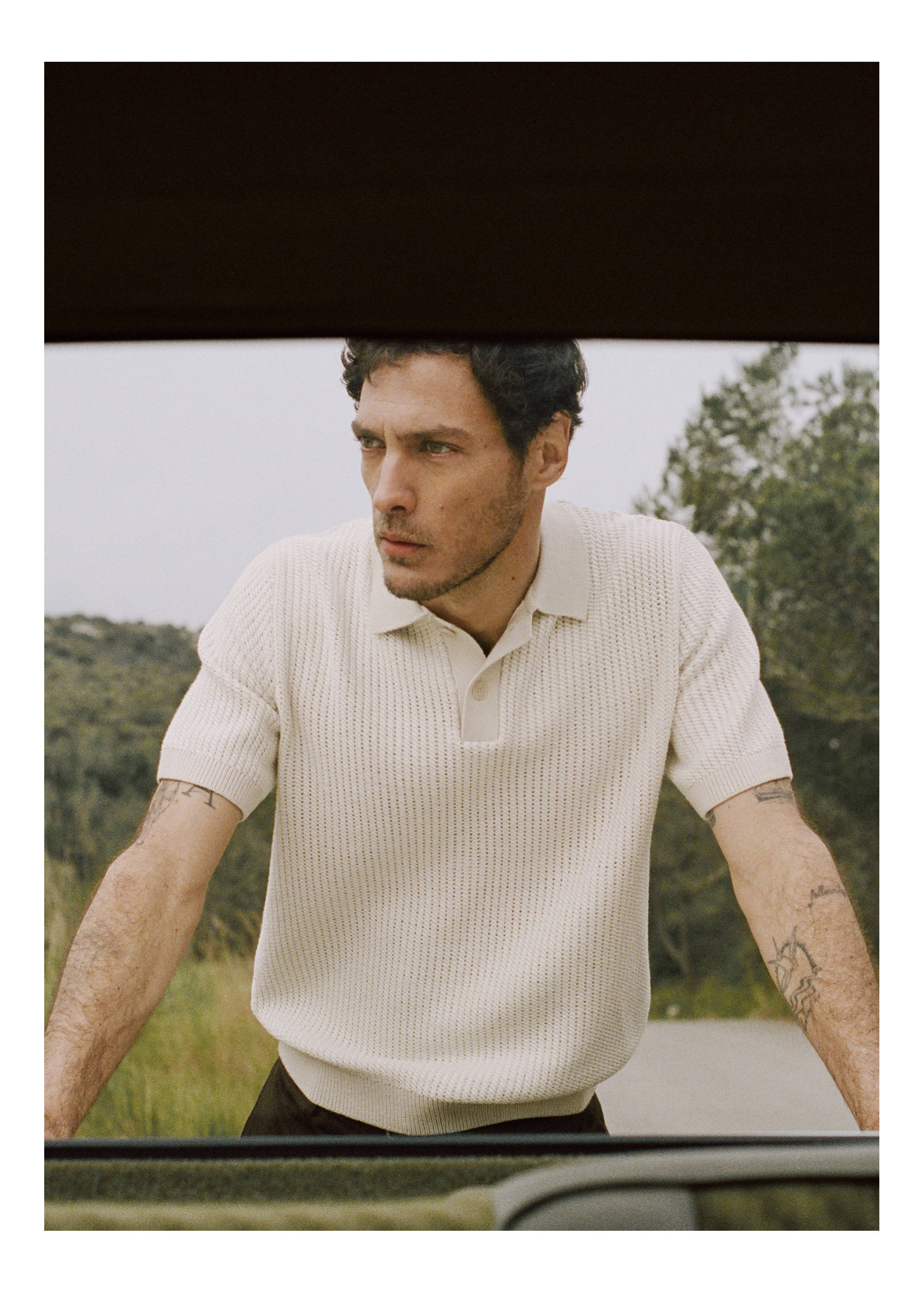 Polo de malha texturizada de algodão - Pormenor do artigo 5, Branco-pérola. Ref: 27035947-00.