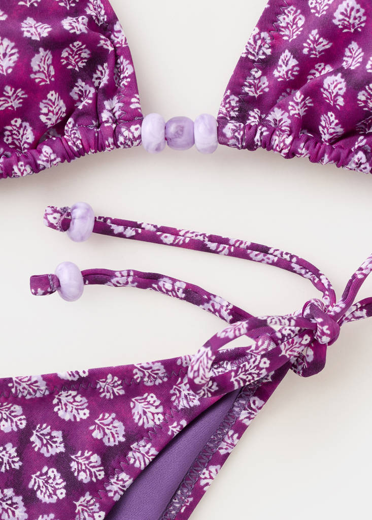Floral bikini with medium coverage bottoms — Purple