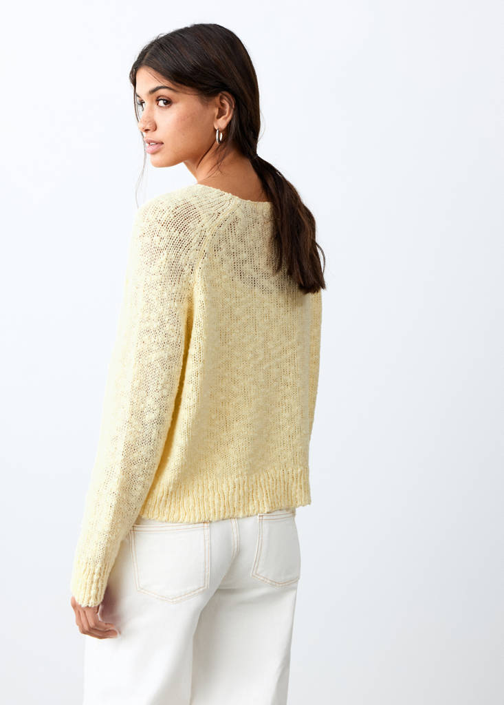 Feinstrick-Pullover — Gelb