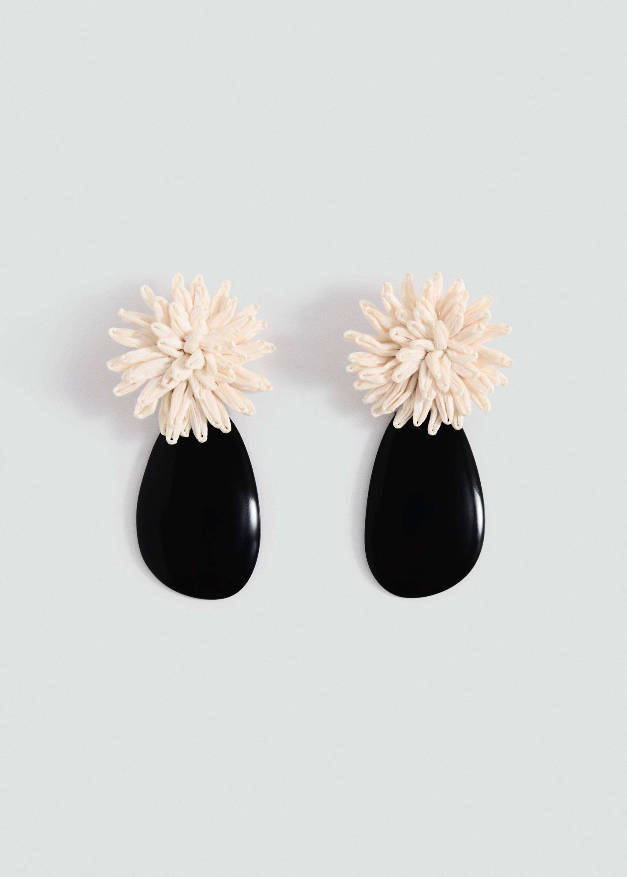Resin flower earrings - Article without model