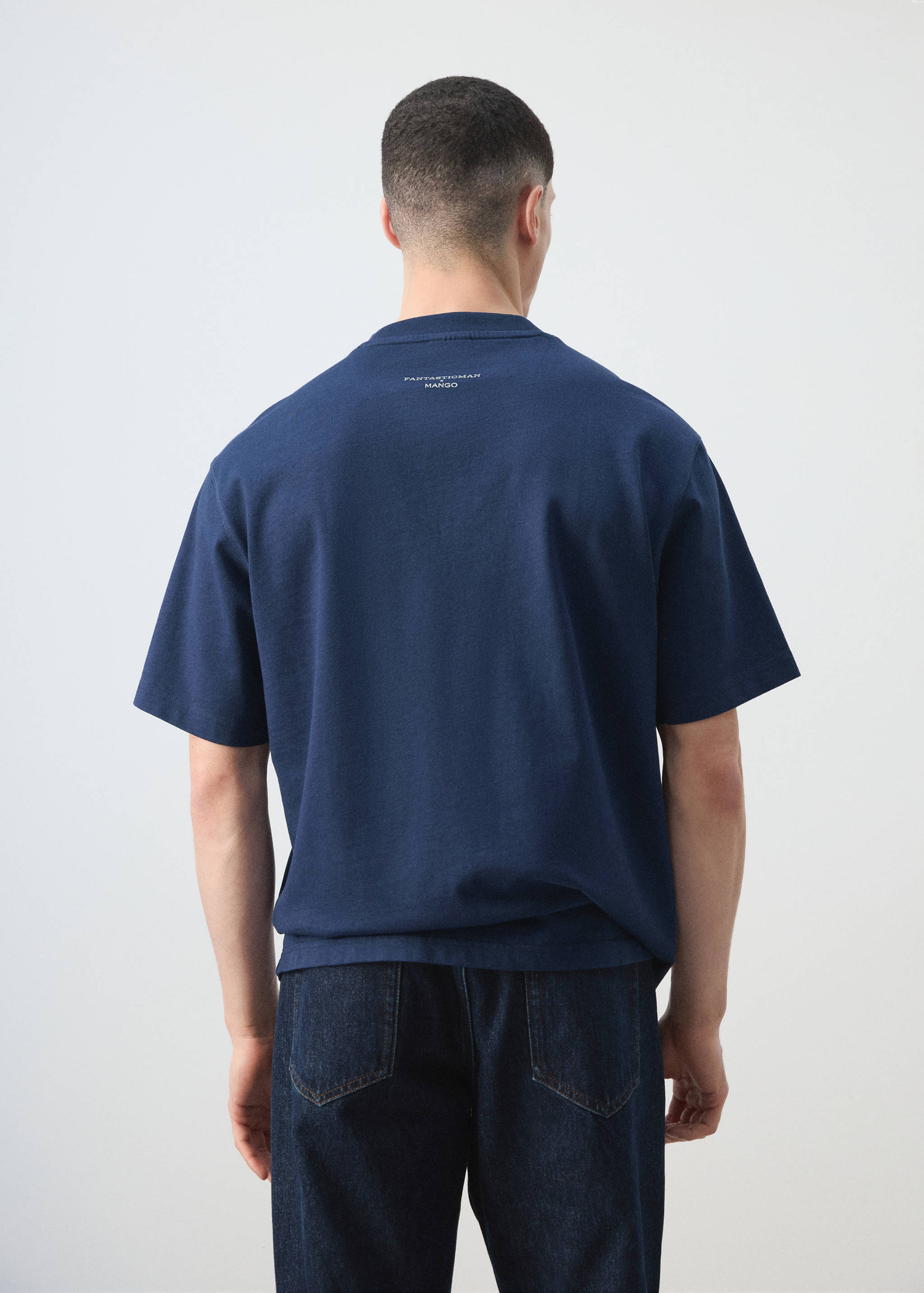 Футболка 100% хлопок с принтованным текстом - Обратная сторона изделия