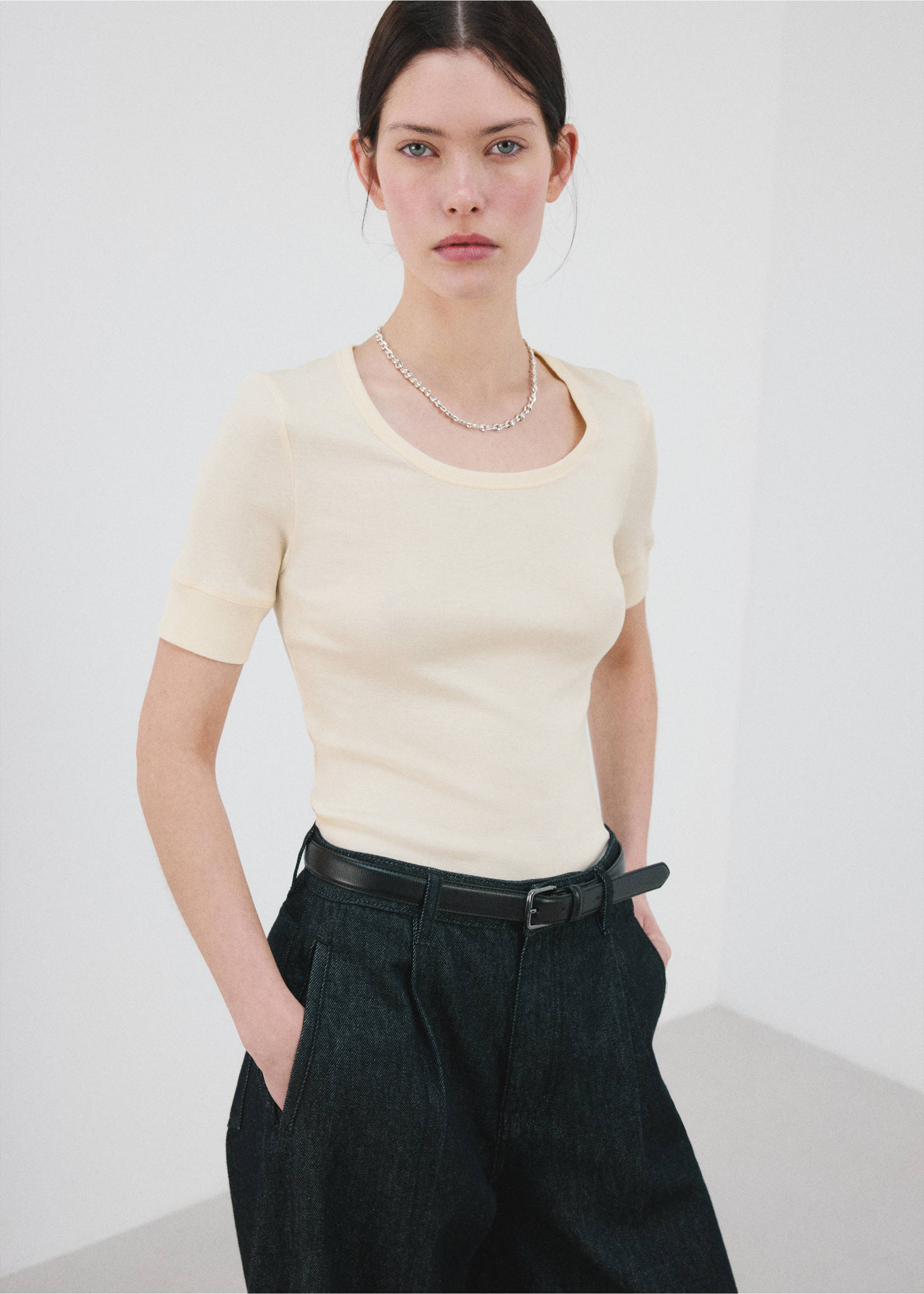 เสื้อยืดแขนสั้นทรงเข้ารูป - เครื่องบินขนาดกลาง, สีขาวนวล. Ref: 27035998-00.