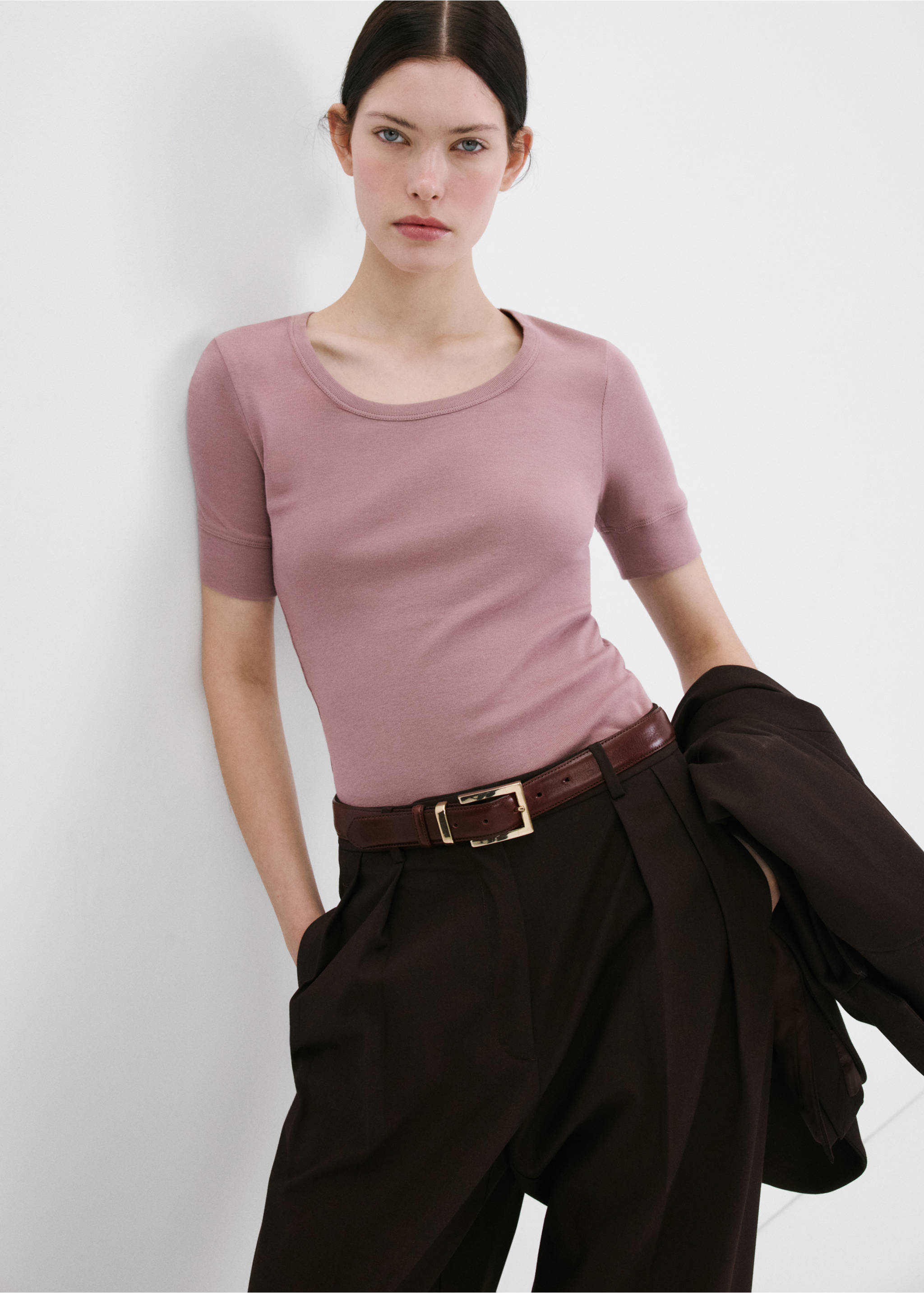 Short-sleeved fitted t-shirt - Medium plane, Light/Pastel Purple. Ref: 27035998-00.