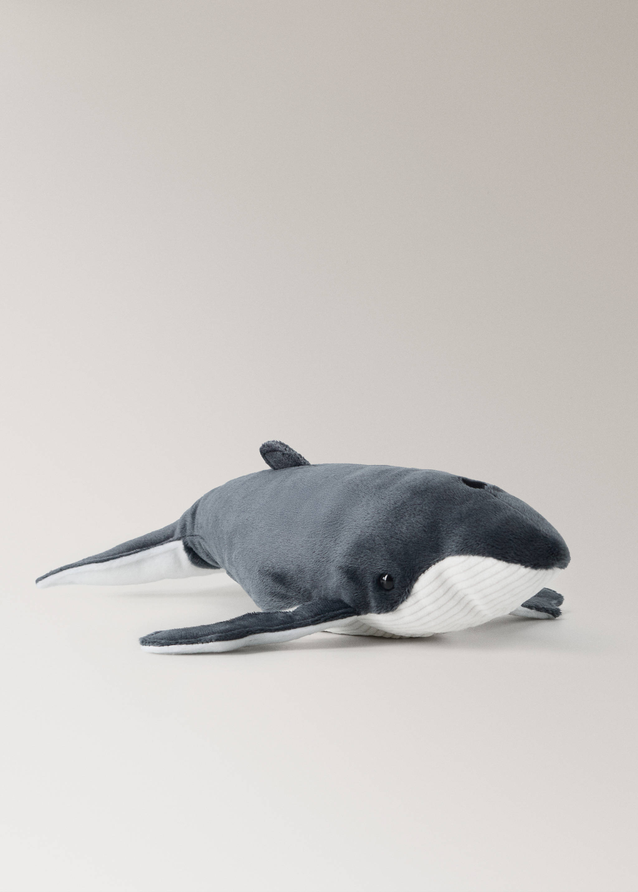 Whale plush - WWF - Details of the article 1