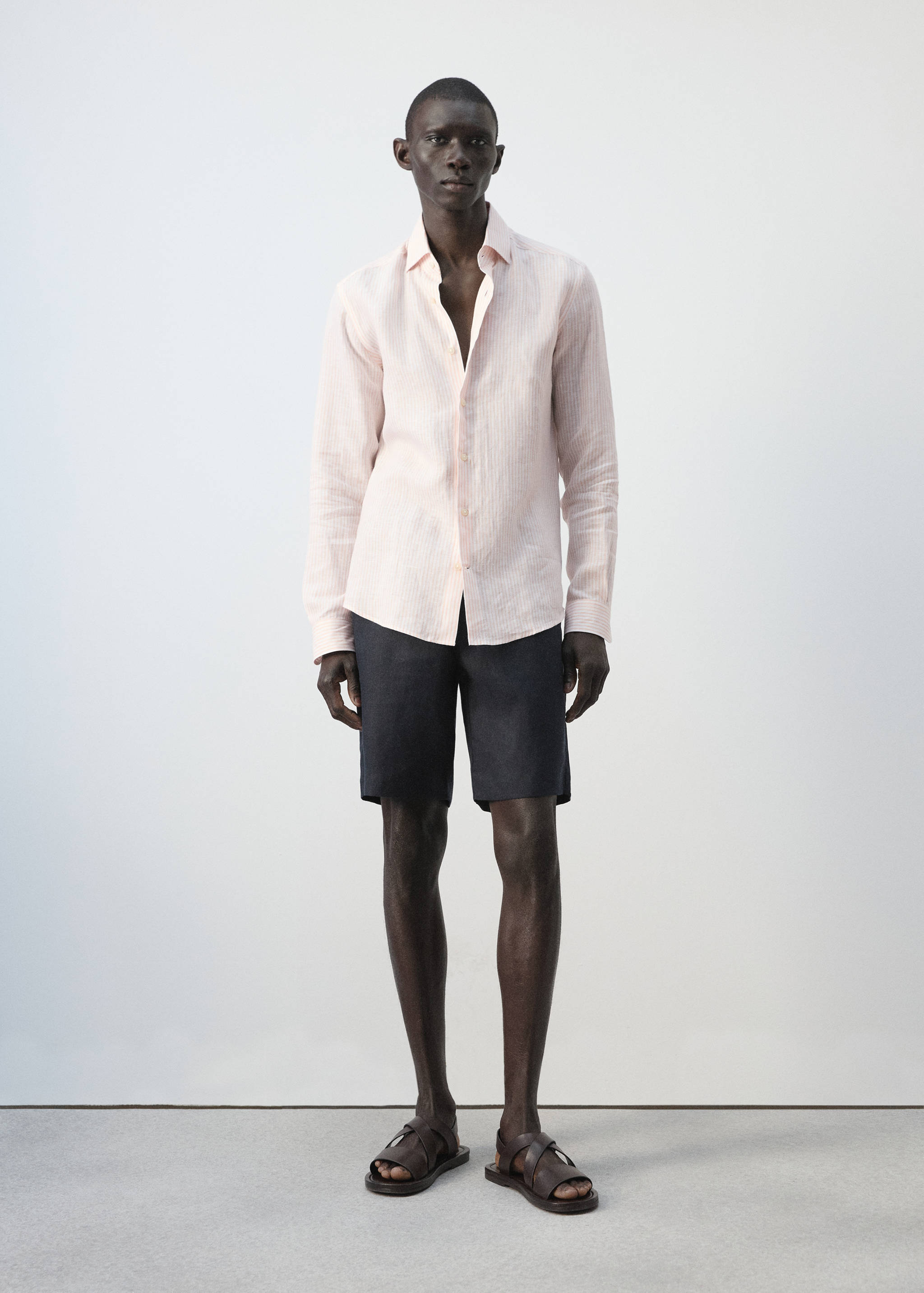 Camisa slim fit 100% lino rayas - Plano general