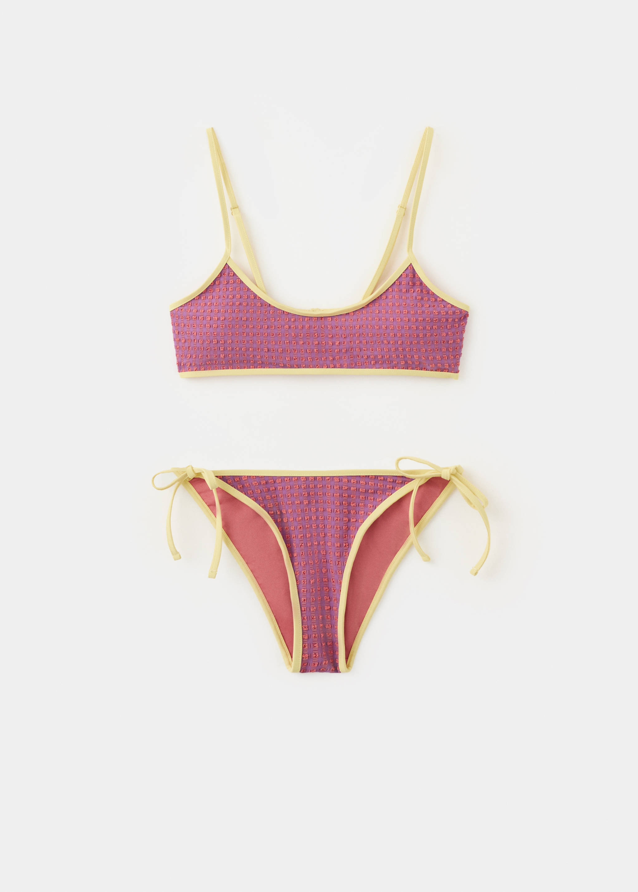 Bikini mit Textur, mittelhoher Slip - Artikel ohne Model