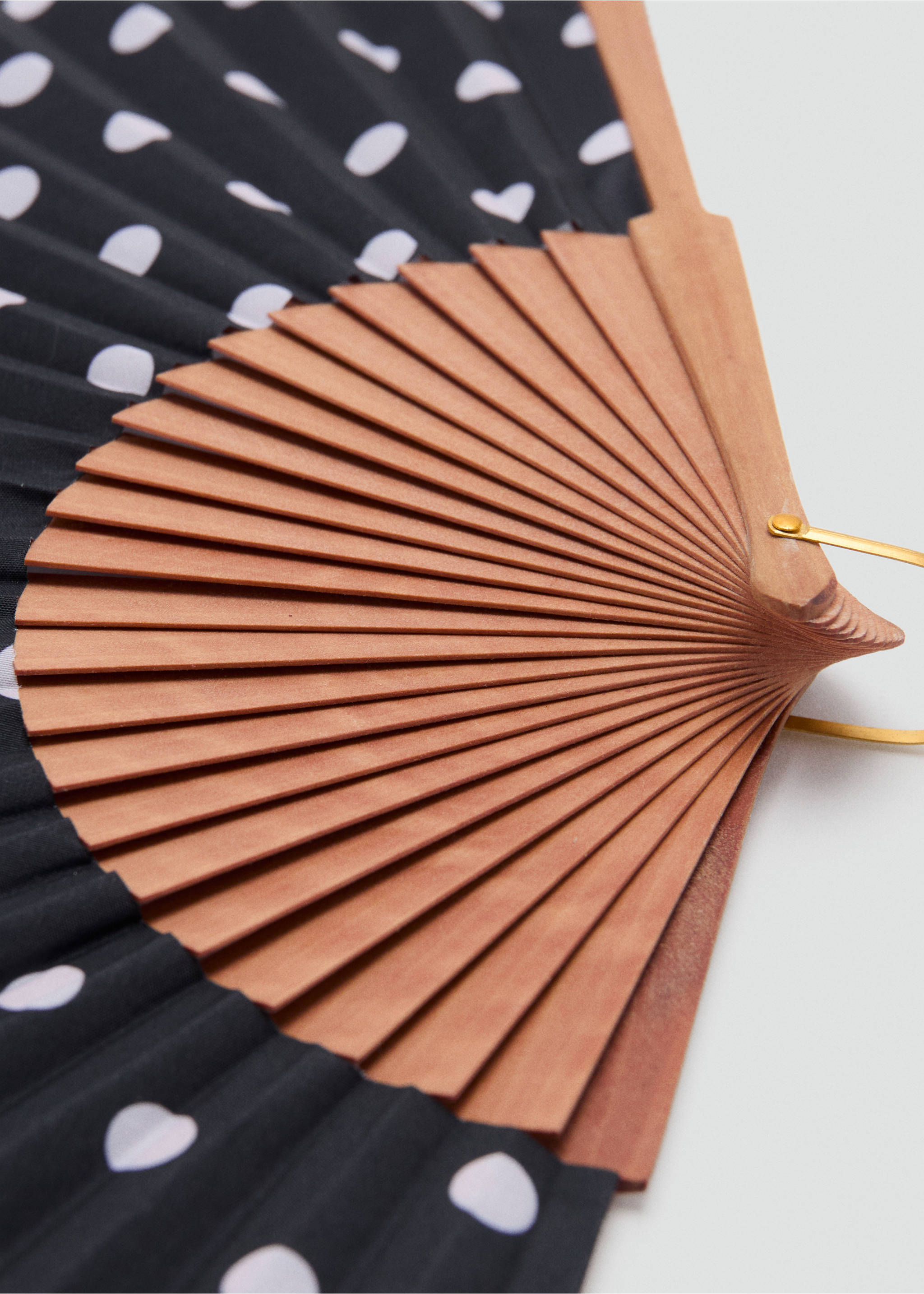 Éventail à pois - Détail de l'article 1, Noir. Ref: 27036714-00.