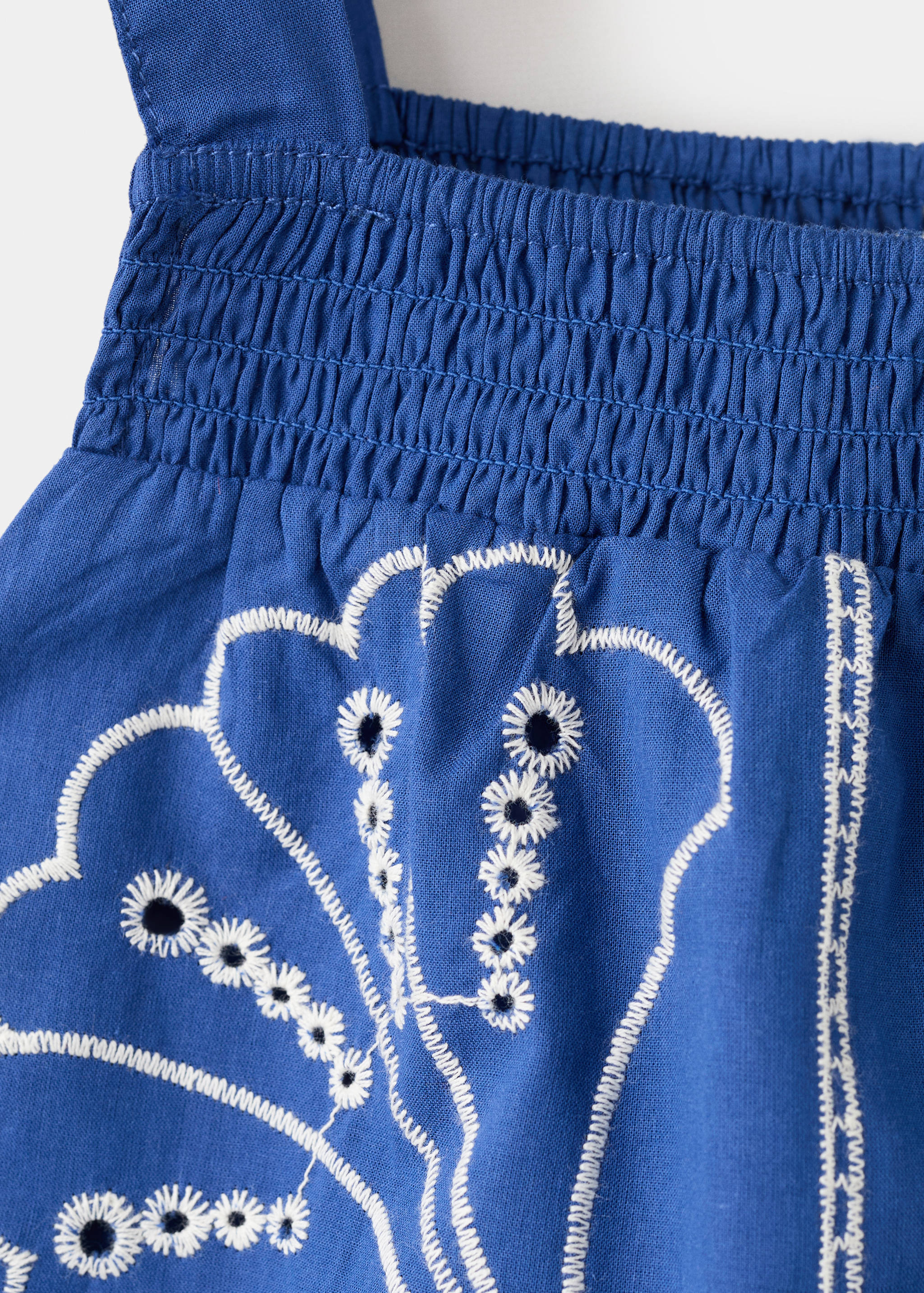 Хлопковая блузка с вышивкой - Деталь изделия 0