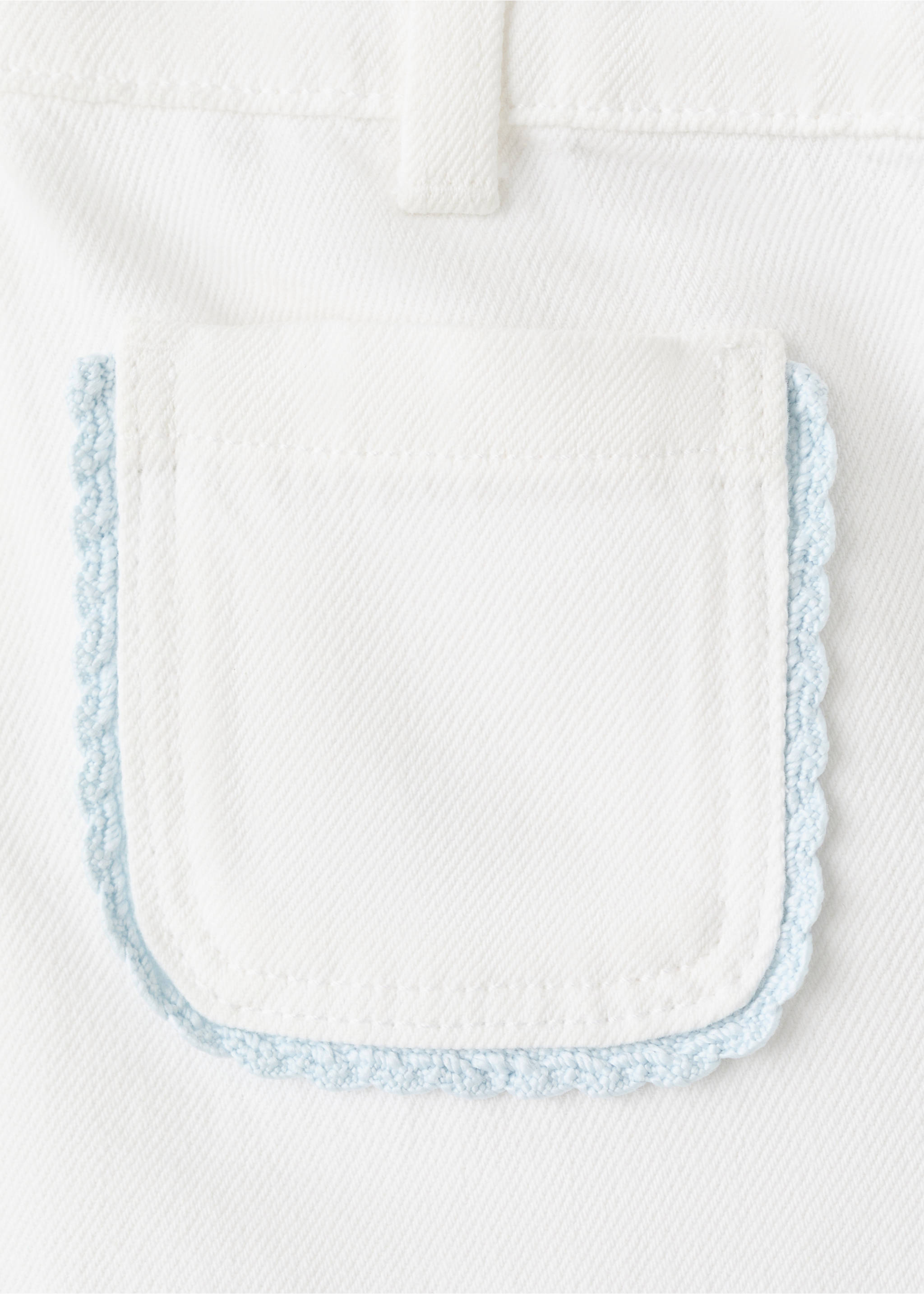 Contrast embroidered detail shorts - Details of the article 0, White. Ref: 27036738-00.