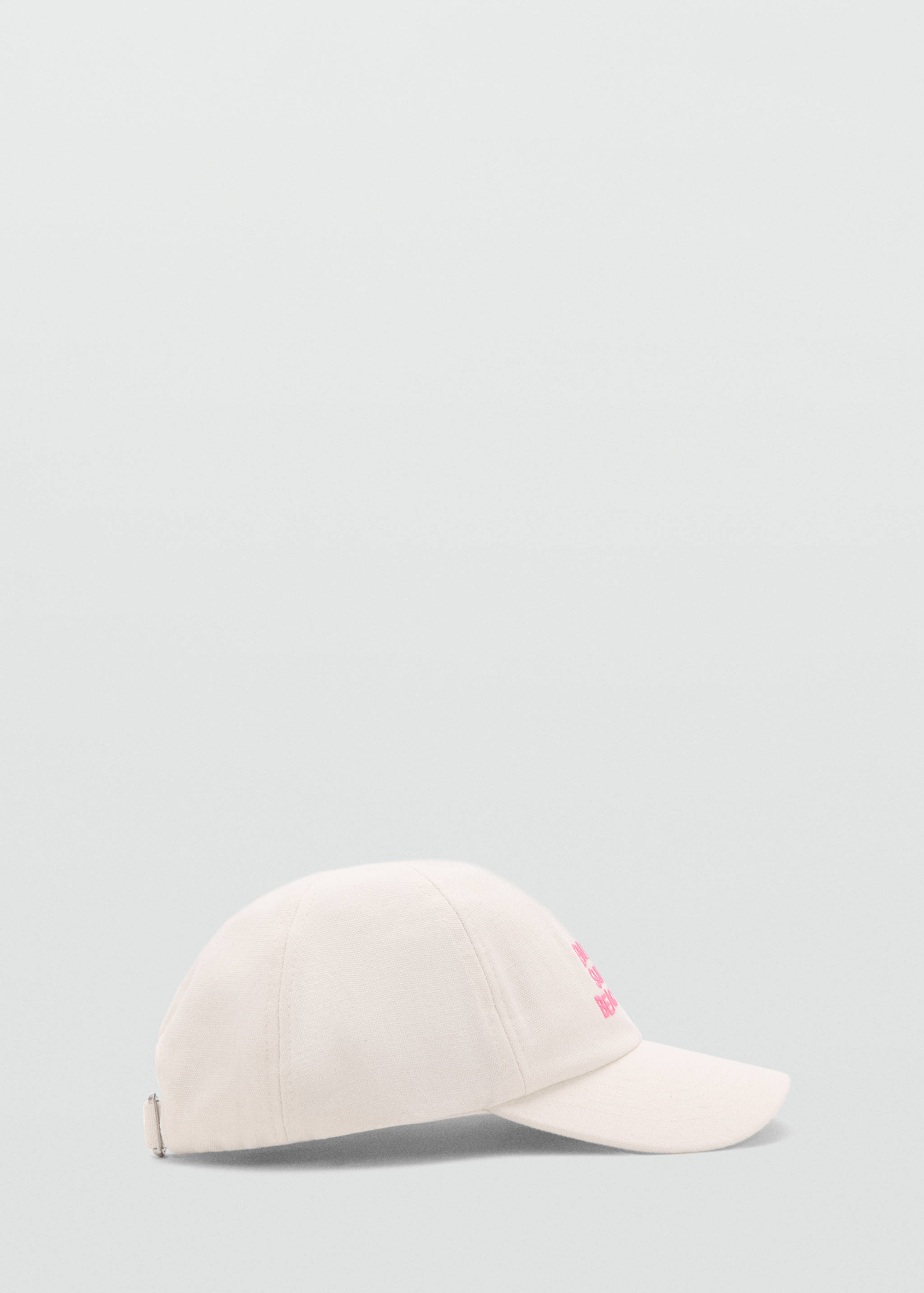 Хлопковая бейсболка с вышивкой - Изделие без модели