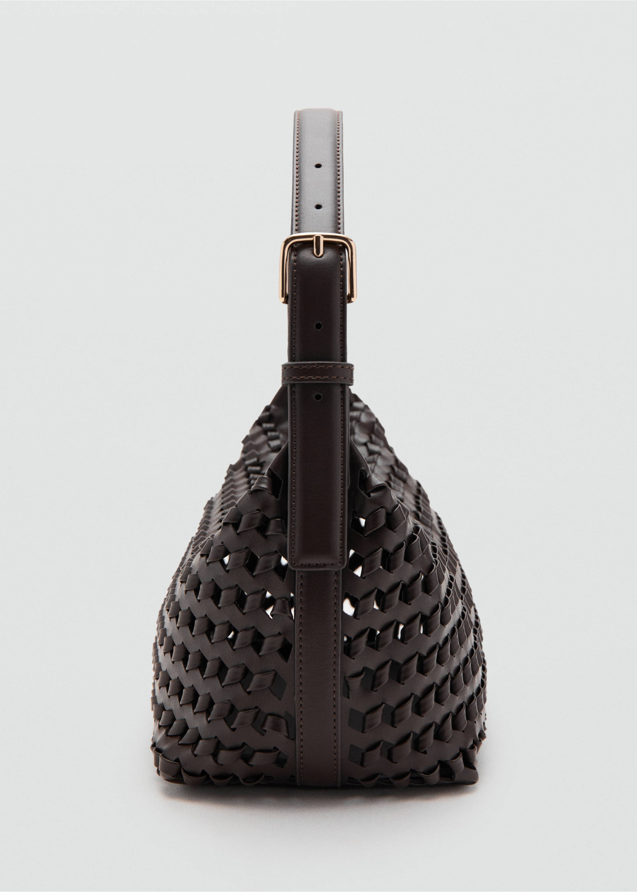 Braided shoulder bag - Details of the article 1, Chocolate. Ref: 27036741-00.