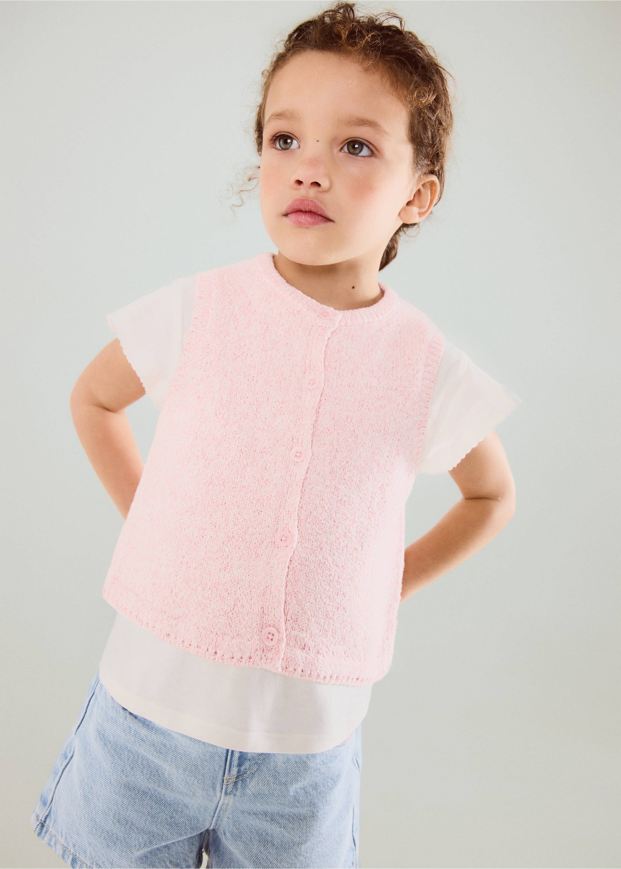 Knitted gilet with buttons - General plane, Pink. Ref: 27036743-00.