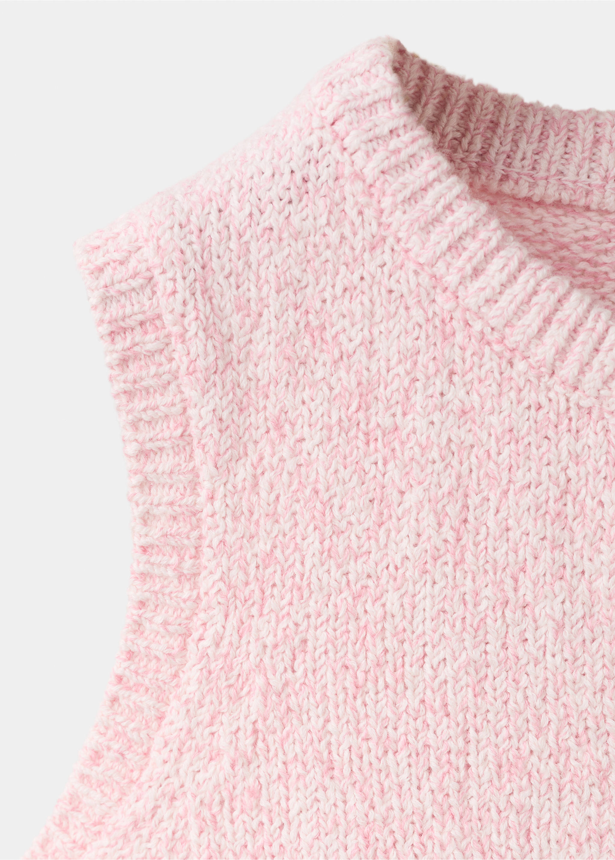 Chaleco punto botones - Detalle del artículo 8, Rosa. Ref: 27036743-00.