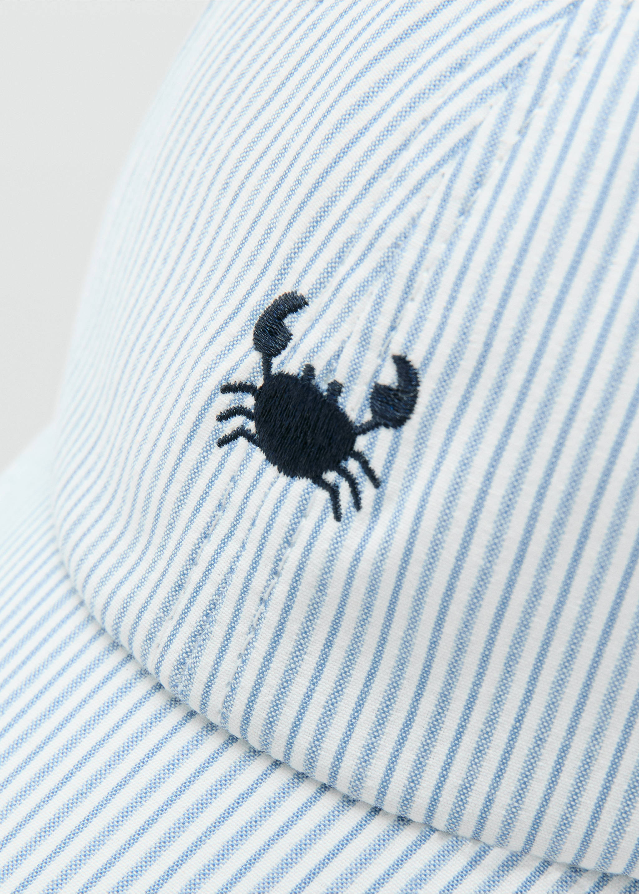 Gorra rayas detalle bordado - Detalle del artículo 2, Azul celeste. Ref: 27036744-00.
