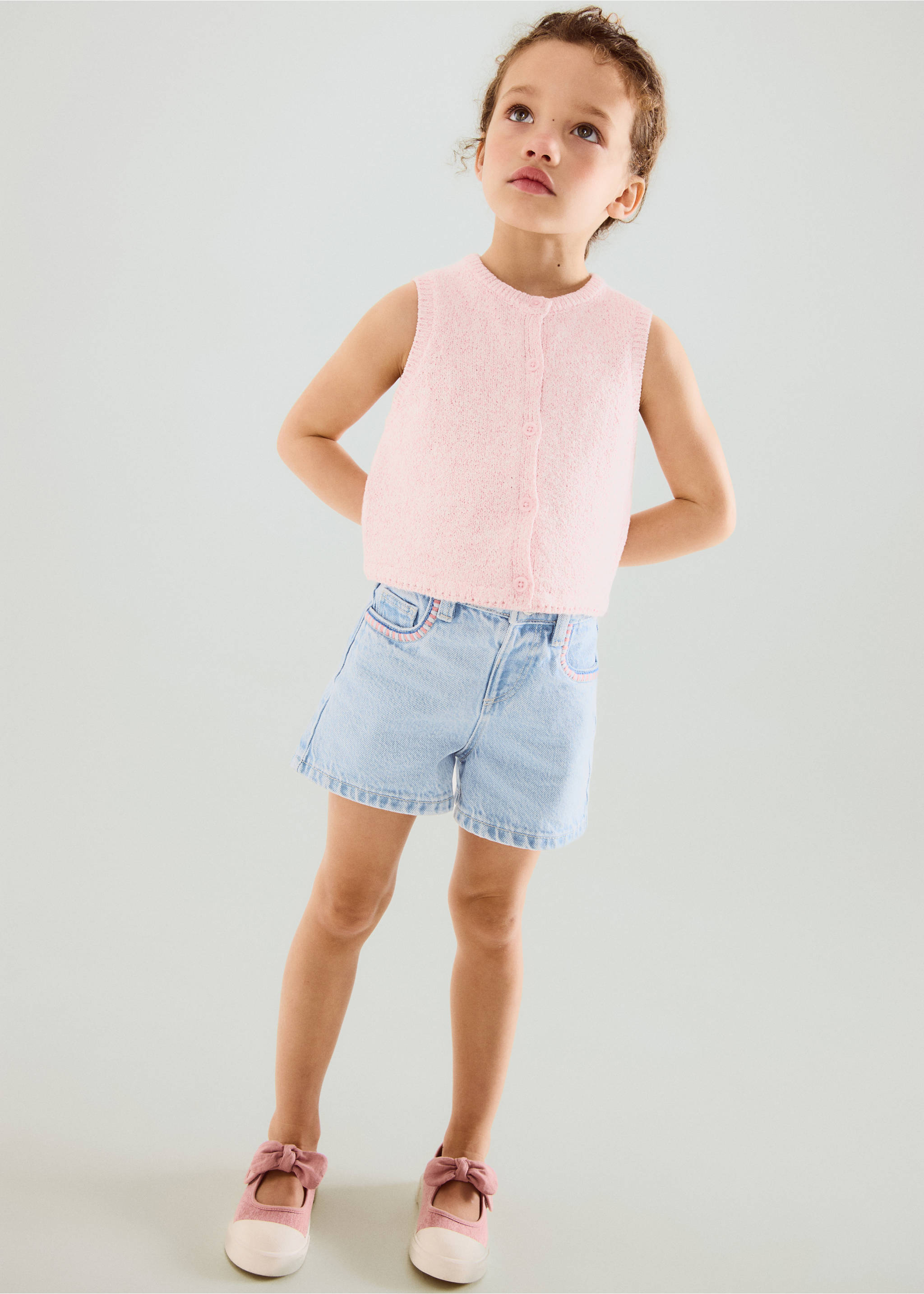 Embroidered detail denim shorts - General plane, Light Blue. Ref: 27036746-00.