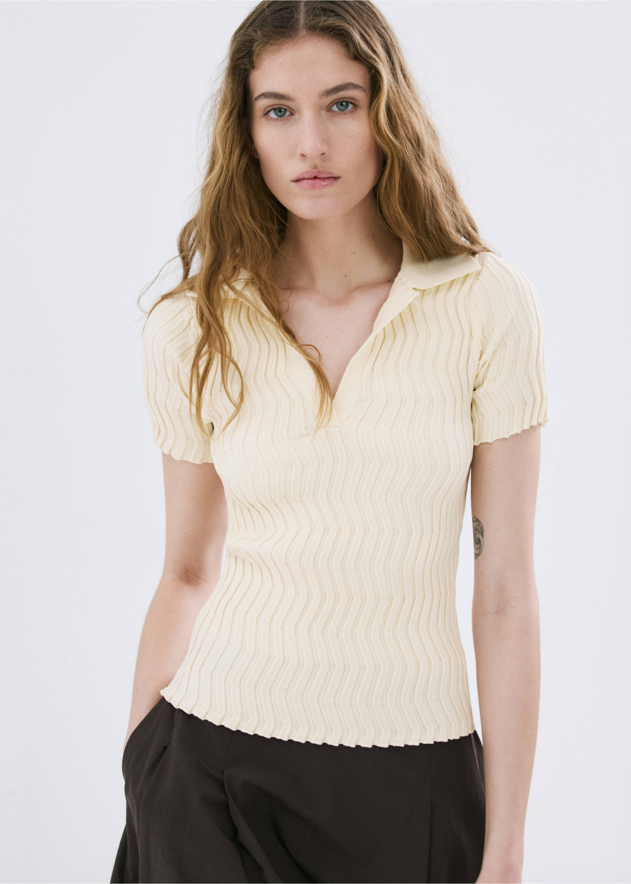 Knitted polo-neck sweater - Medium plane, Ecru. Ref: 27037142-00.