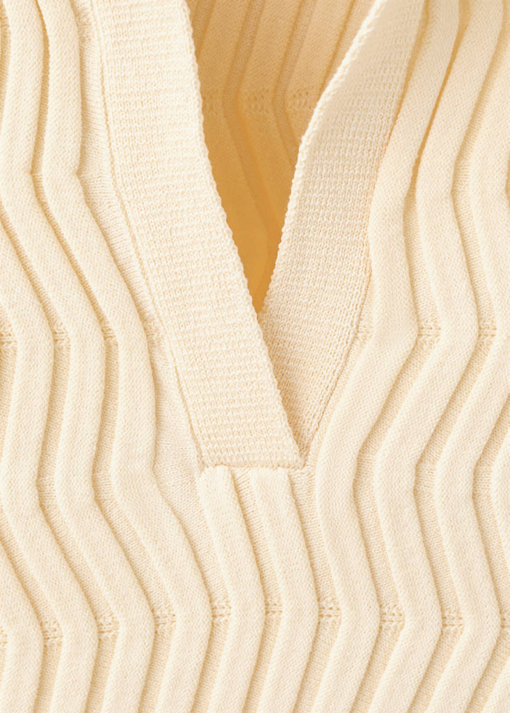 Knitted polo-neck sweater — Ecru