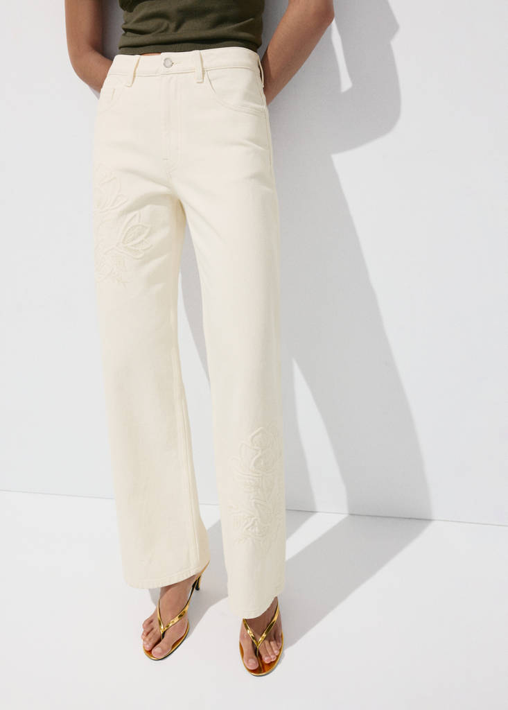 Flower-embroidered straight-fit jeans — Ecru