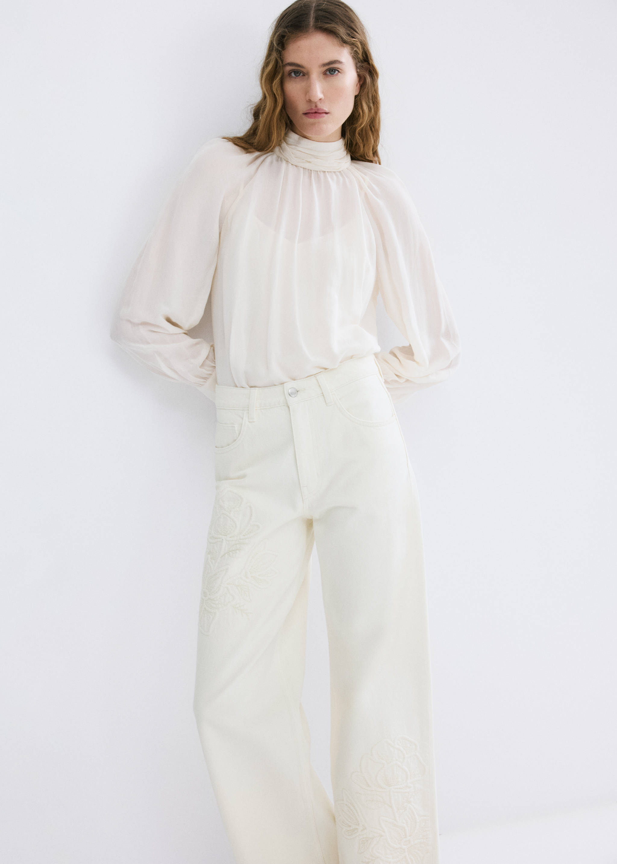 Flower-embroidered straight-fit jeans - Details of the article 1