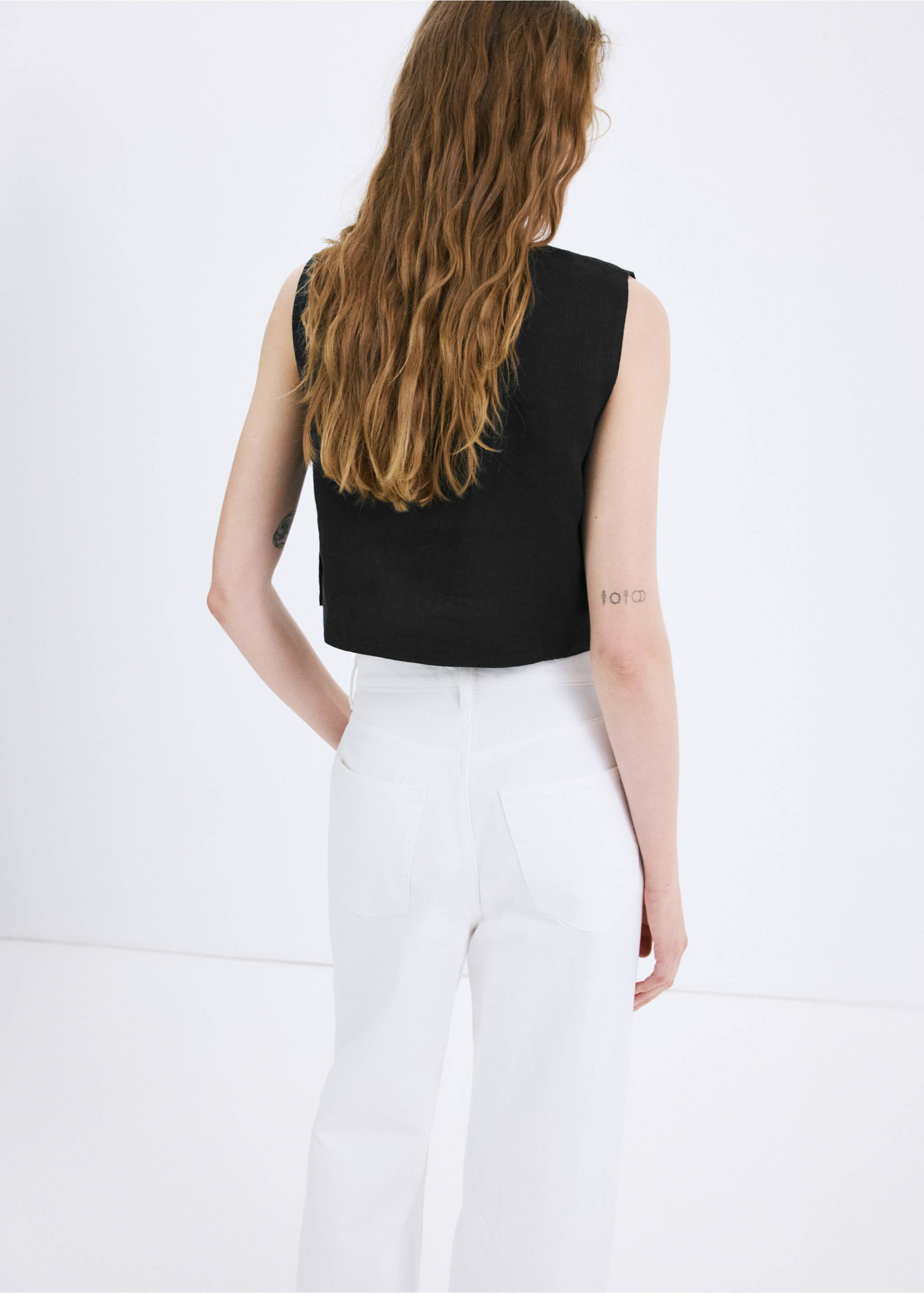 100% linen crop top - Reverse of the article, Black. Ref: 27037157-00.