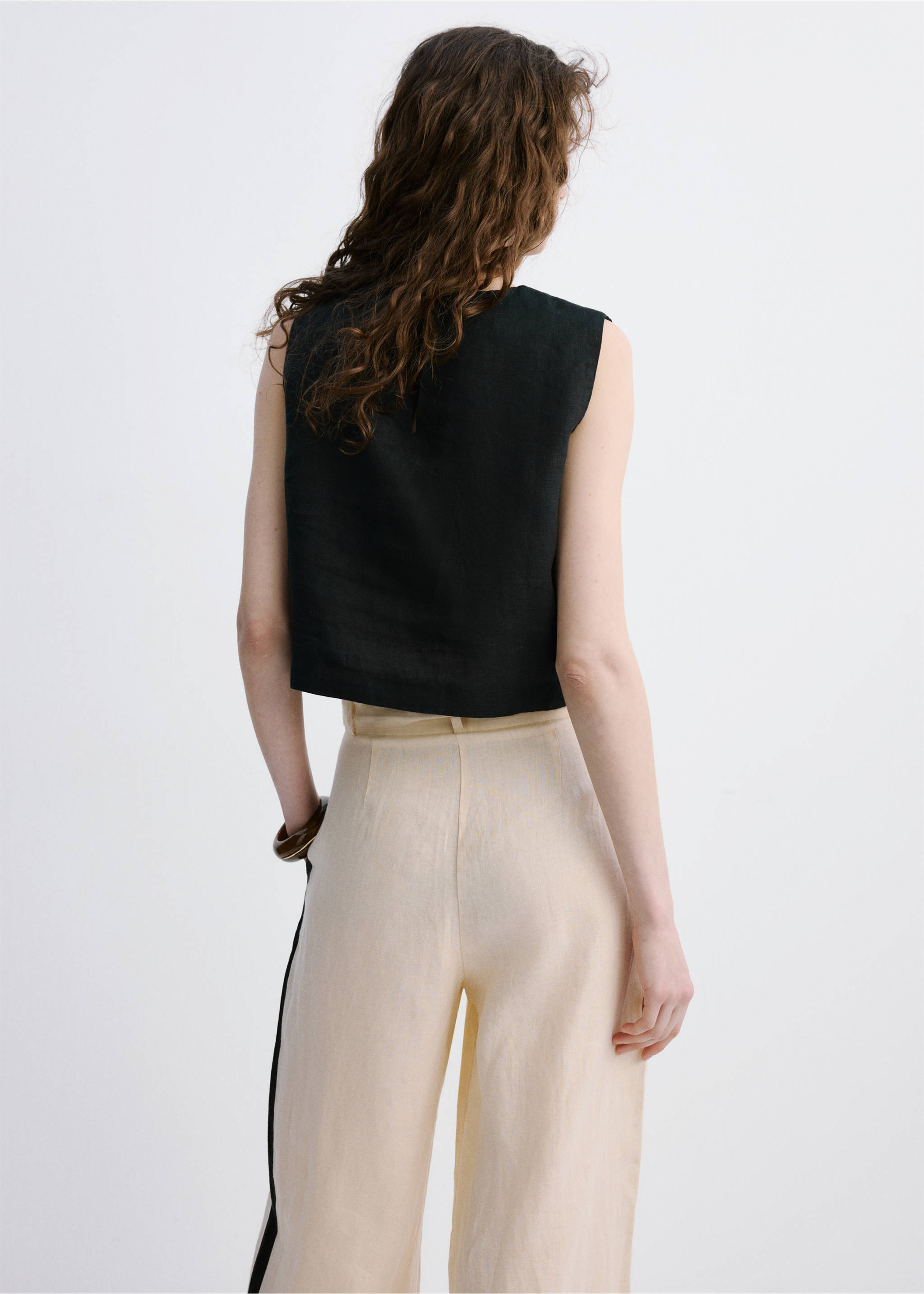 100% linen crop top - Reverse of the article, Black. Ref: 27037157-01.