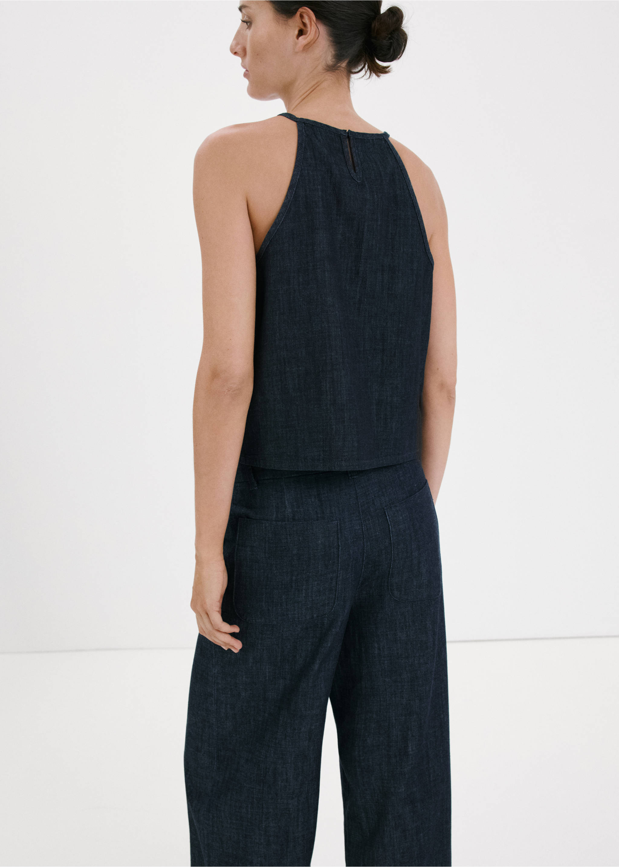 Top denim cuello halter - Reverso del artículo, Azul. Ref: 27037158-00.