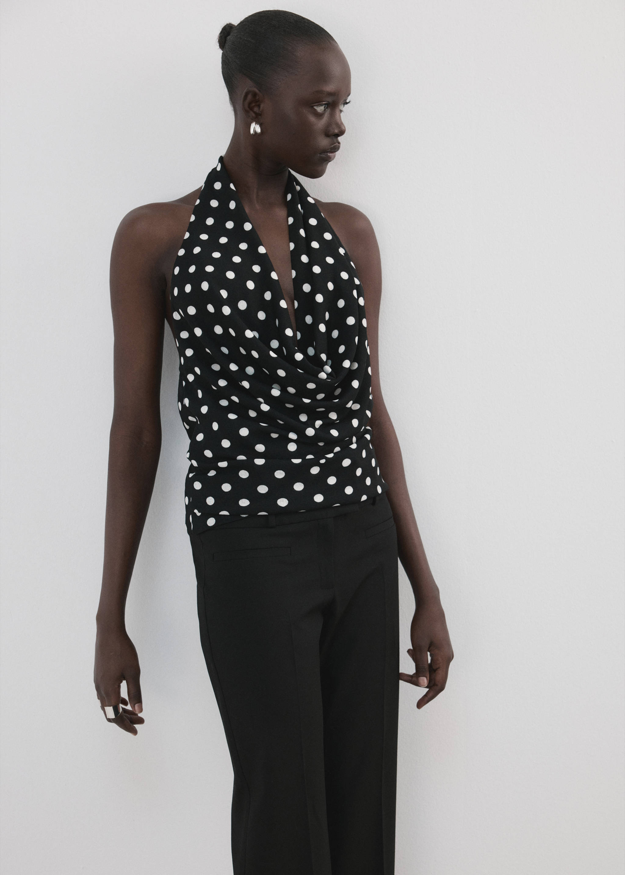 Draped halter top - Details of the article 6