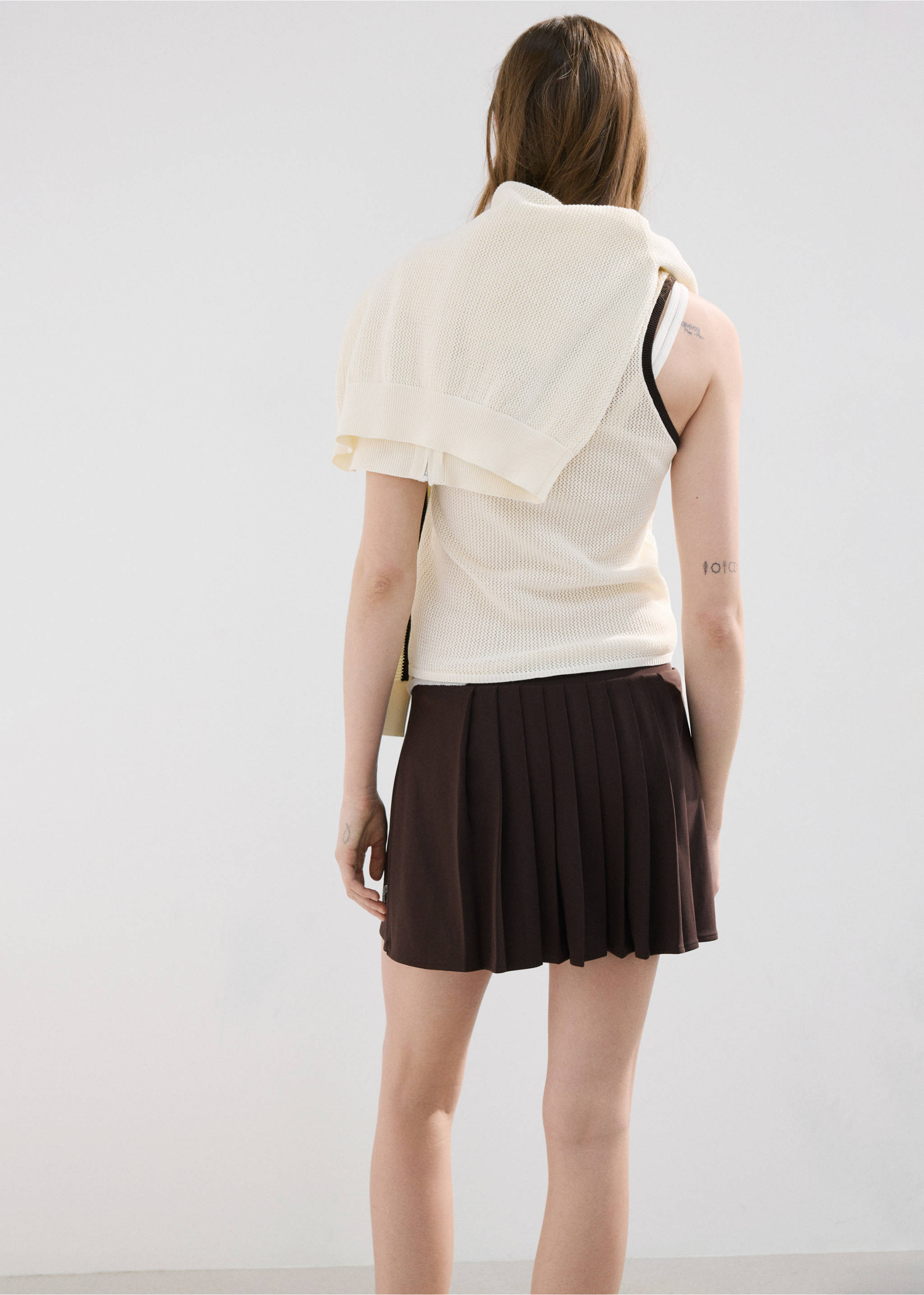 Contrast trim strap top - Reverse of the article, Ecru. Ref: 27037163-00.