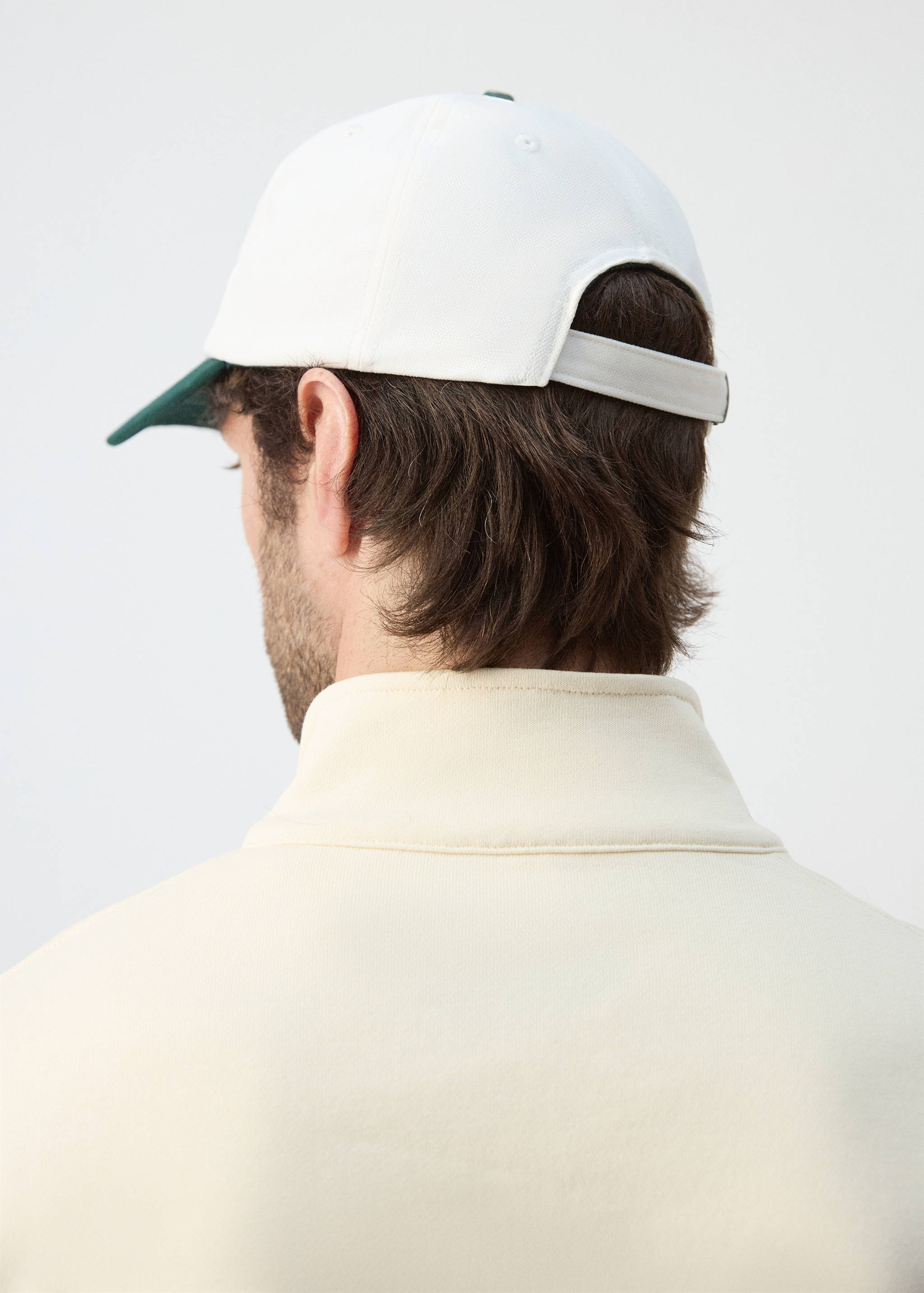 Embroidered cap - Details of the article 9