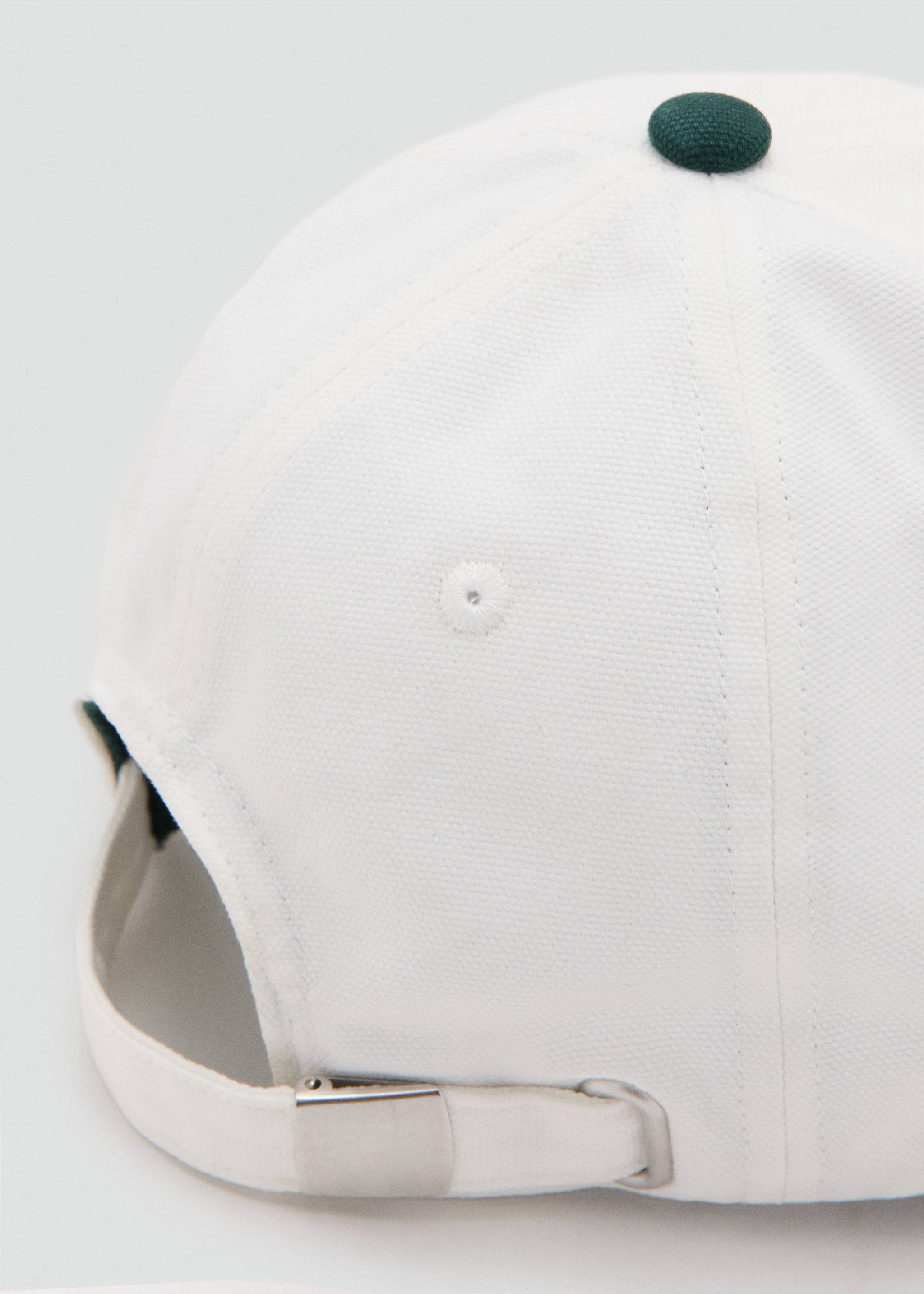 قبعة مطرزة - تفاصيل المنتج 1, أبيض. Ref: 27037786-00.