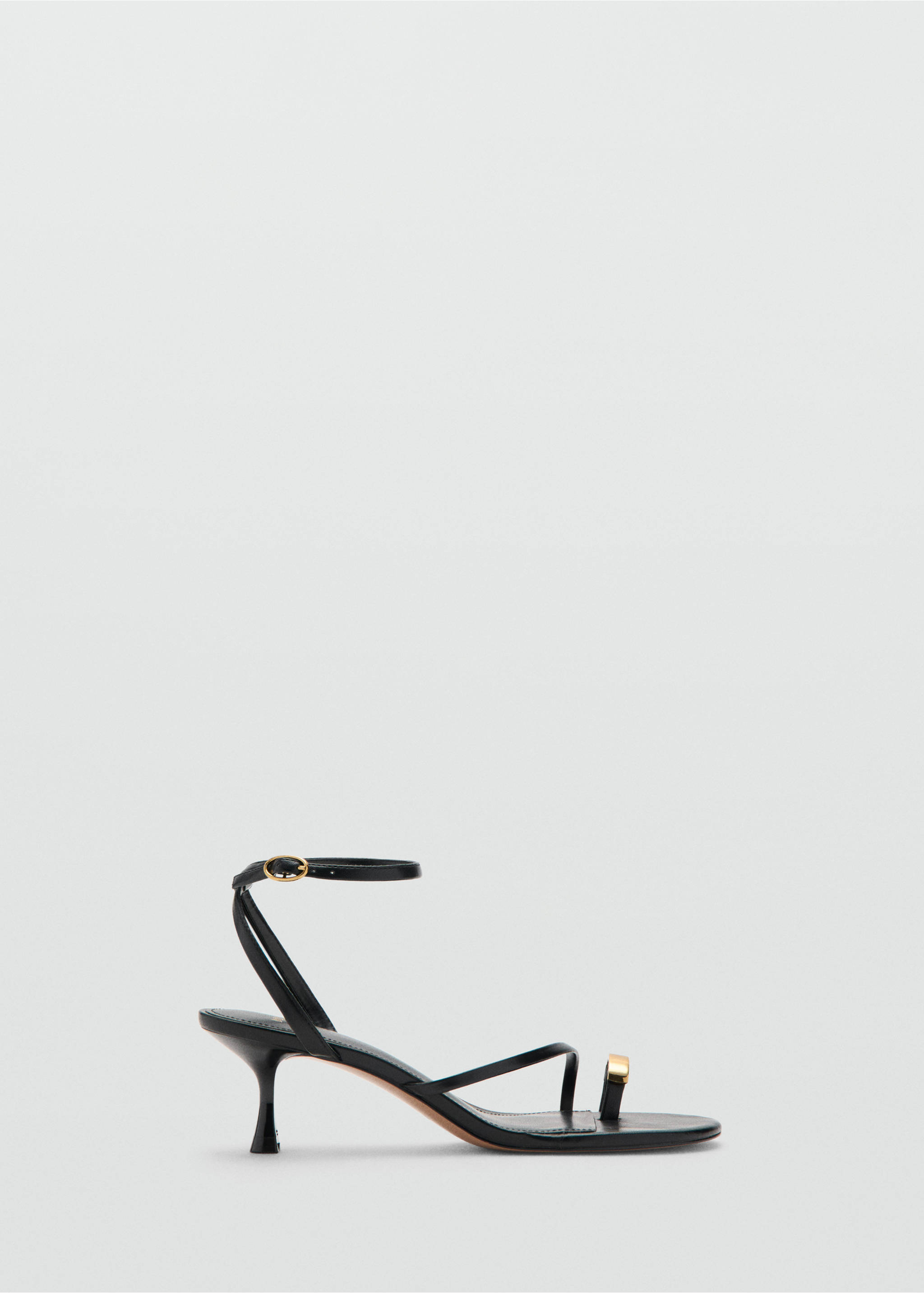Heeled sandal with crossed straps - Article without model, Black. Ref: 27037787-00.