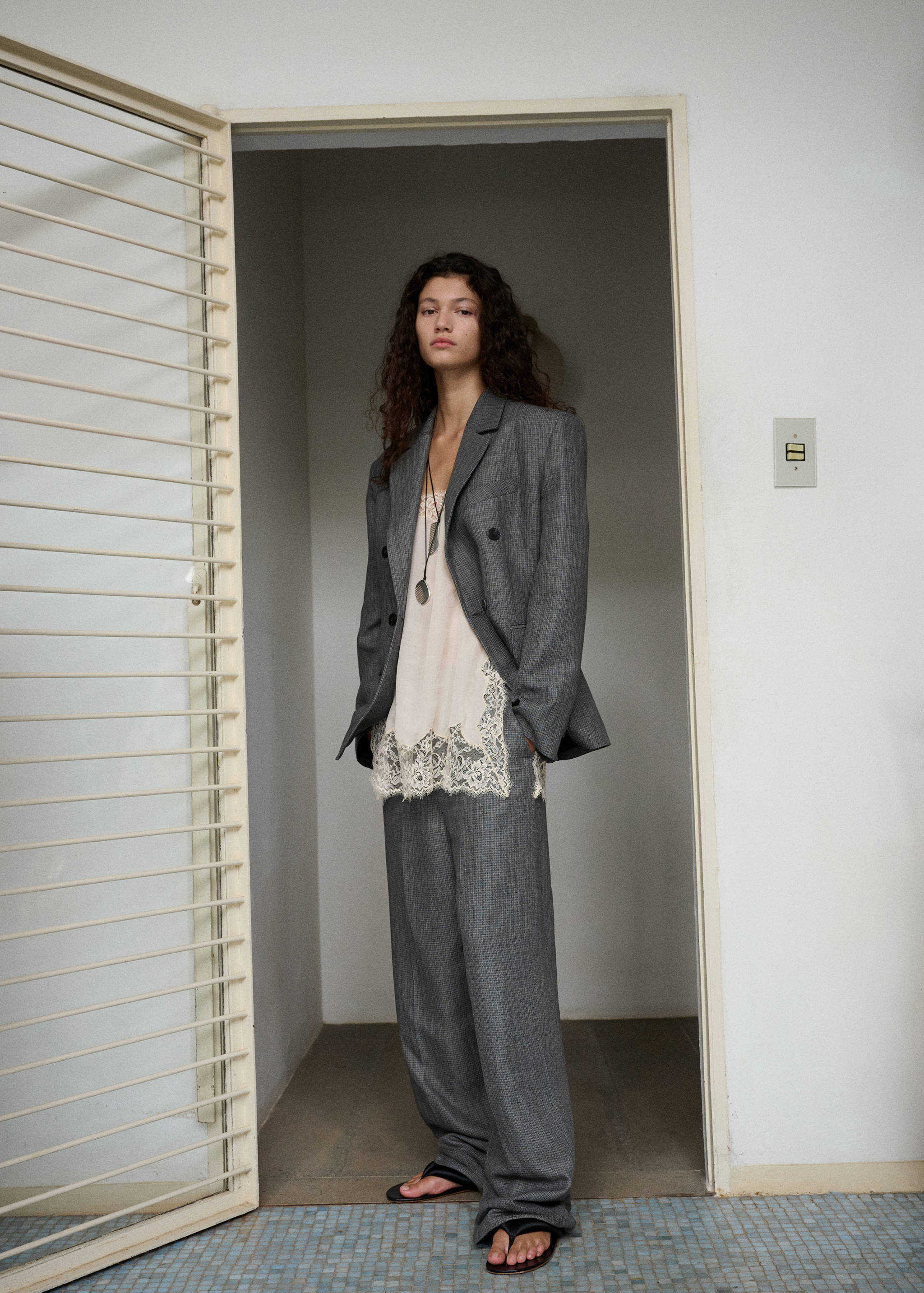 Herringbone double-breasted suit blazer - General plane