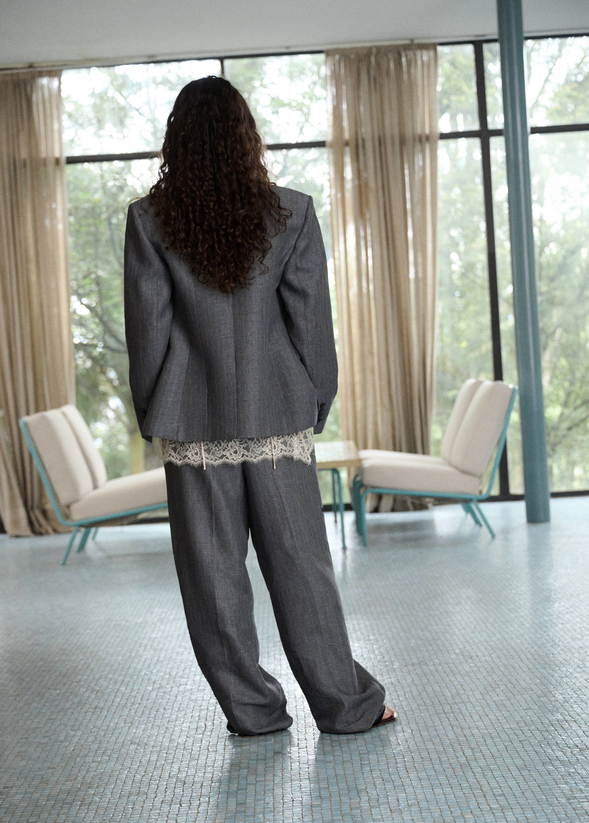 Herringbone double-breasted suit blazer - Reverse of the article