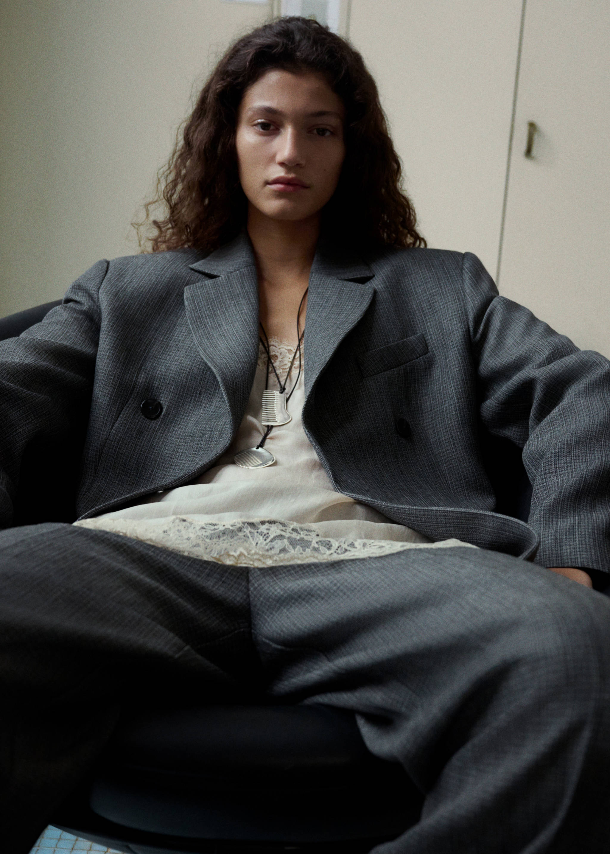 Herringbone double-breasted suit blazer - Details of the article 1