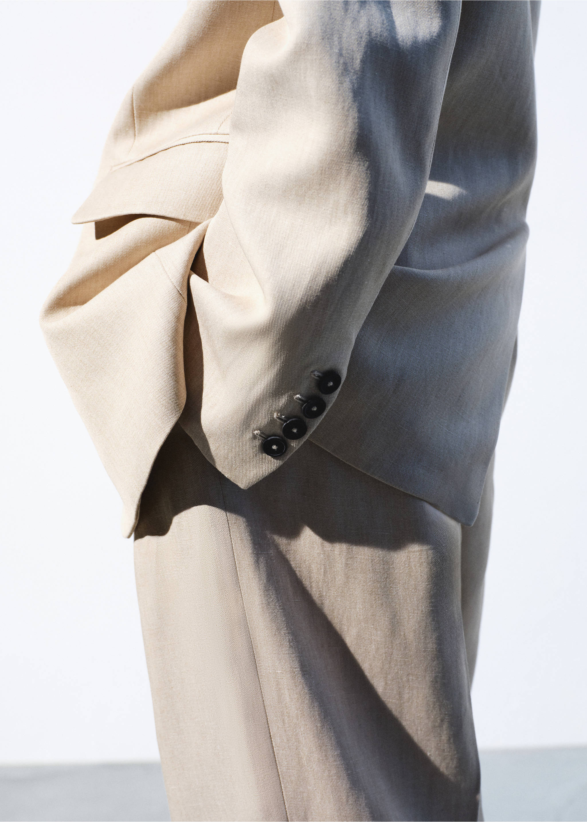 Blazer costume droit - Détail de l'article 1, Sable. Ref: 27037804-00.