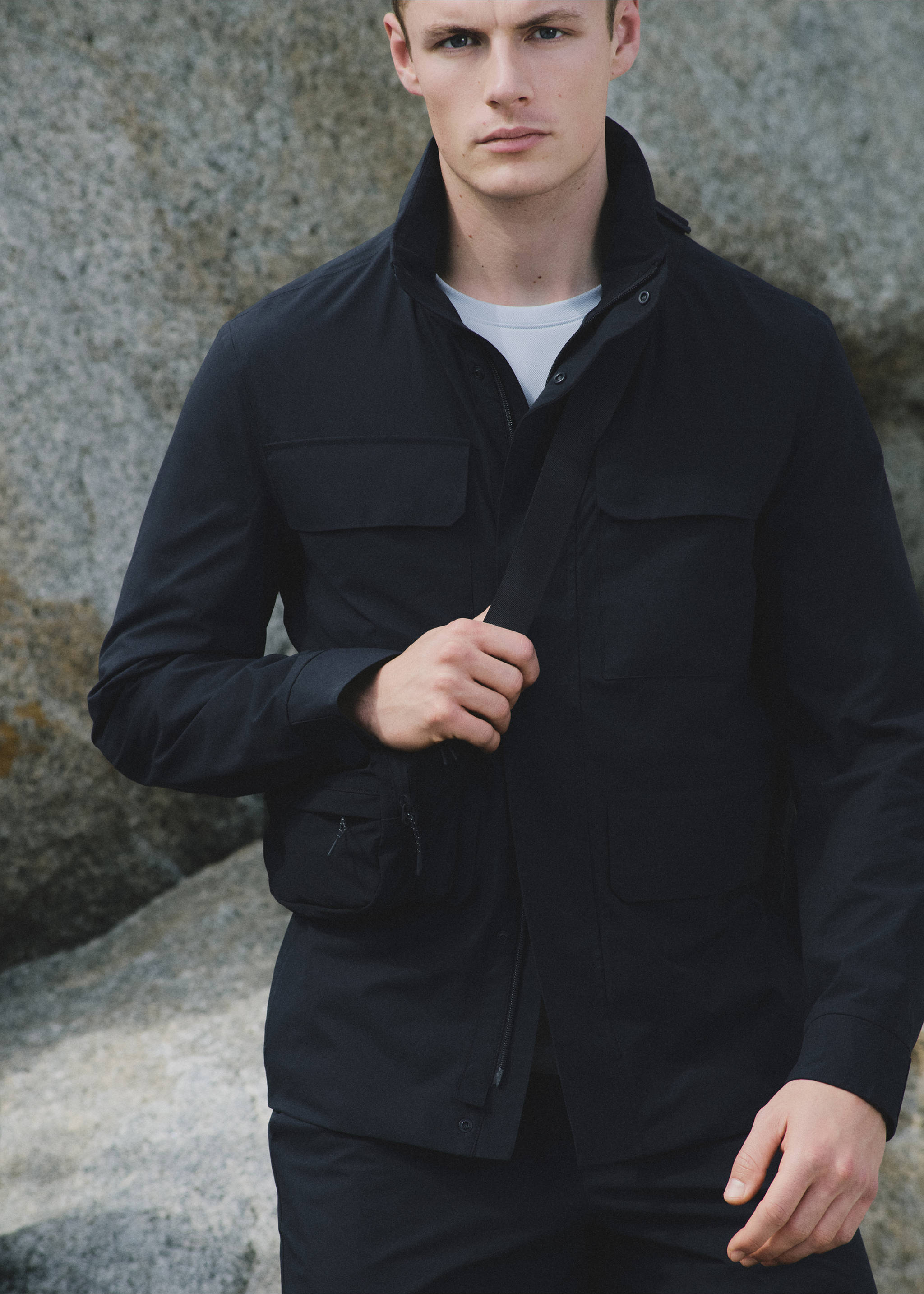 Veste water repellent Thermolite® - Détail de l'article 5, Bleu marine. Ref: 27037895-00.