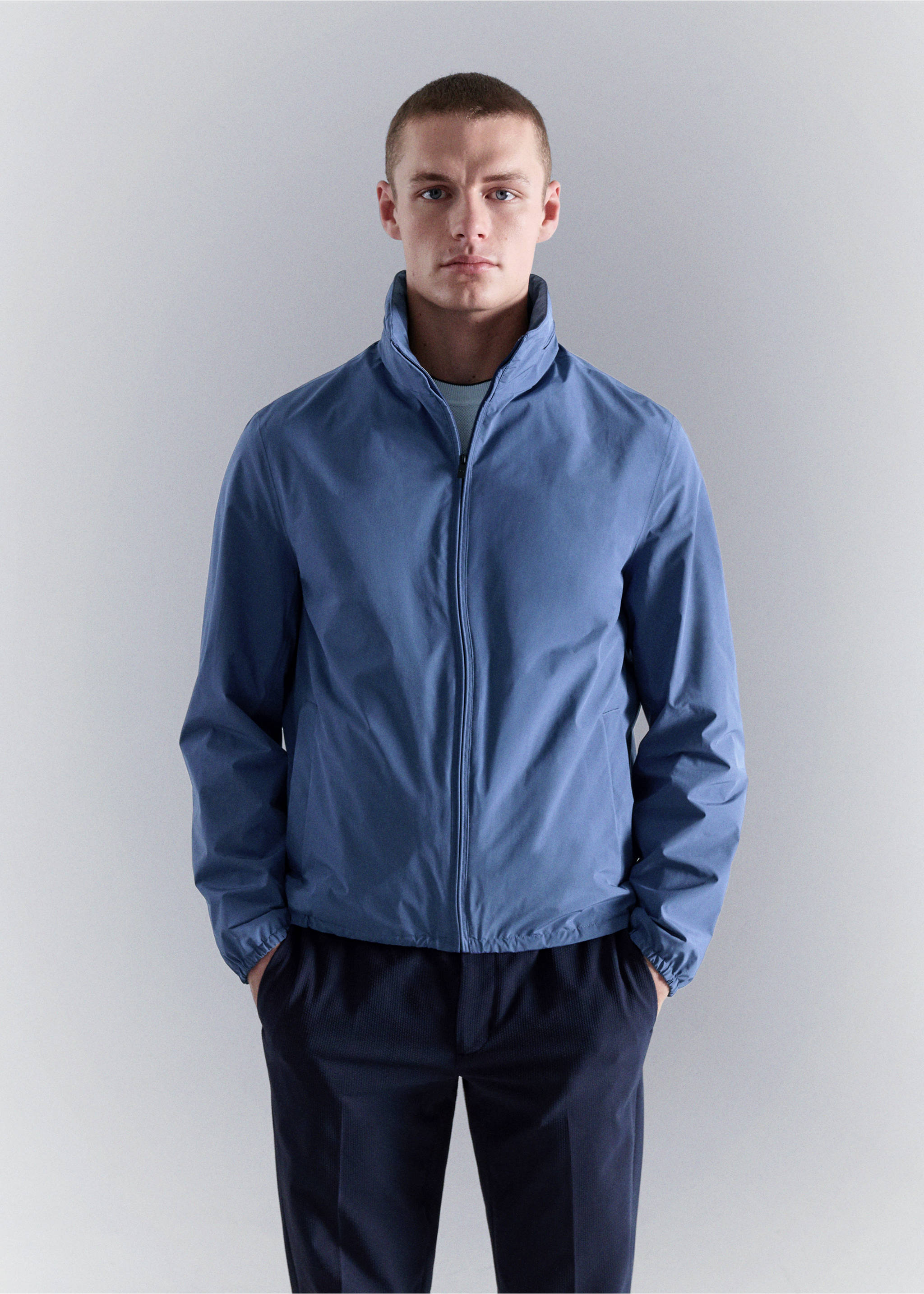Technical waterproof jacket - Medium plane, Vibrant blue. Ref: 27037896-01.