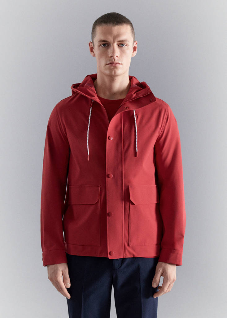 Water-repellent hooded jacket — Red