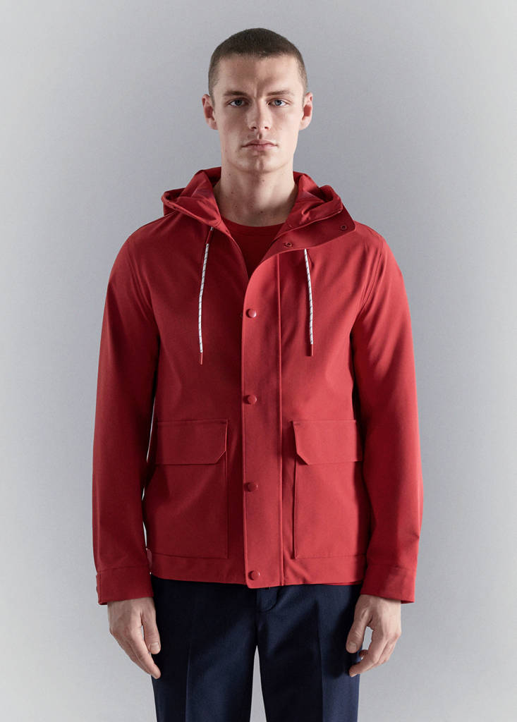 Water-repellent hooded jacket — Red