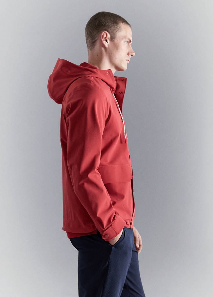 Water-repellent hooded jacket — Red