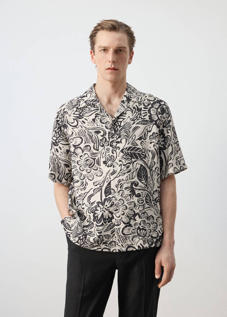 Printed flowing shirt with bowling collar — Beige