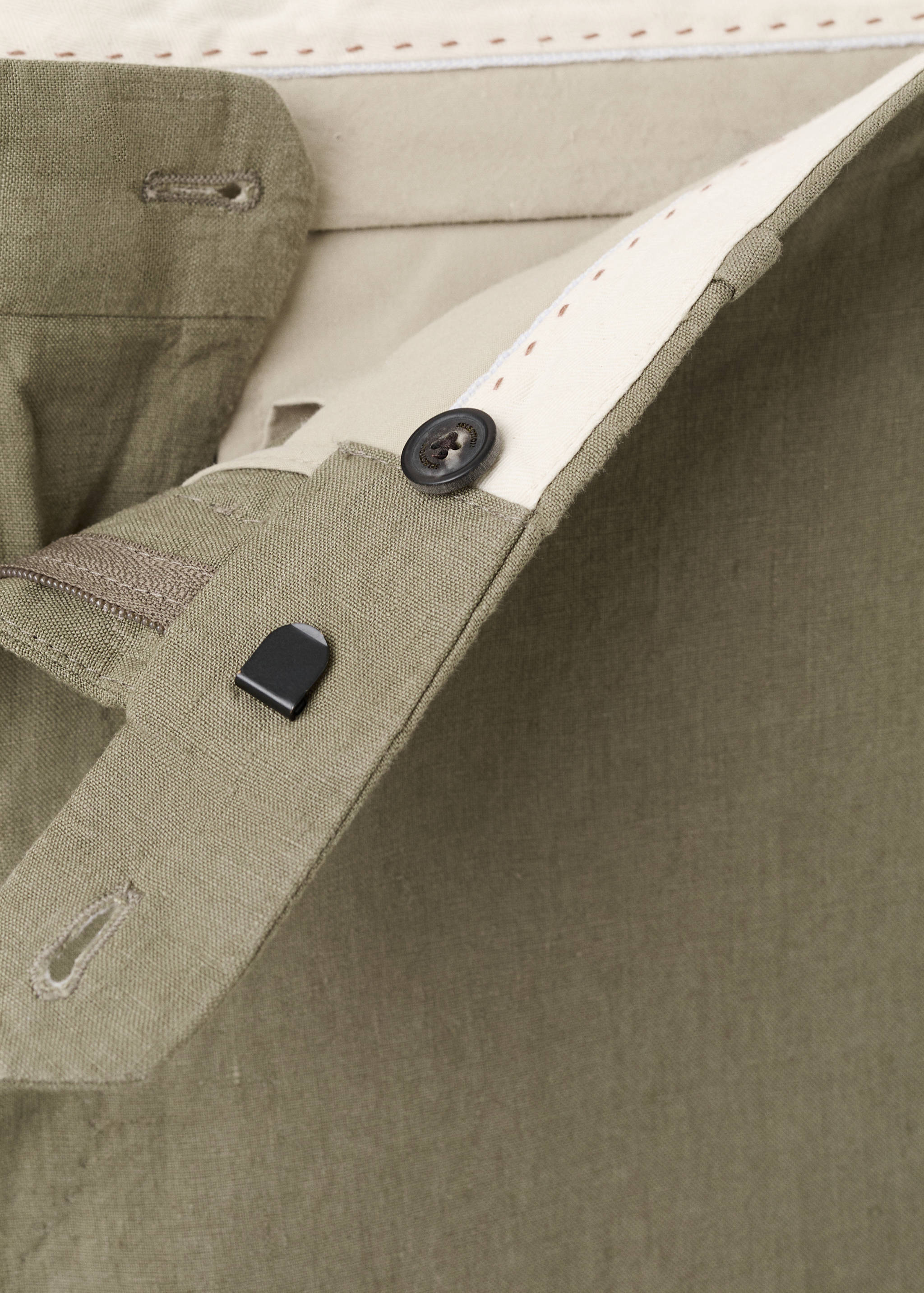 Cargo linen bermuda shorts - Details of the article 8