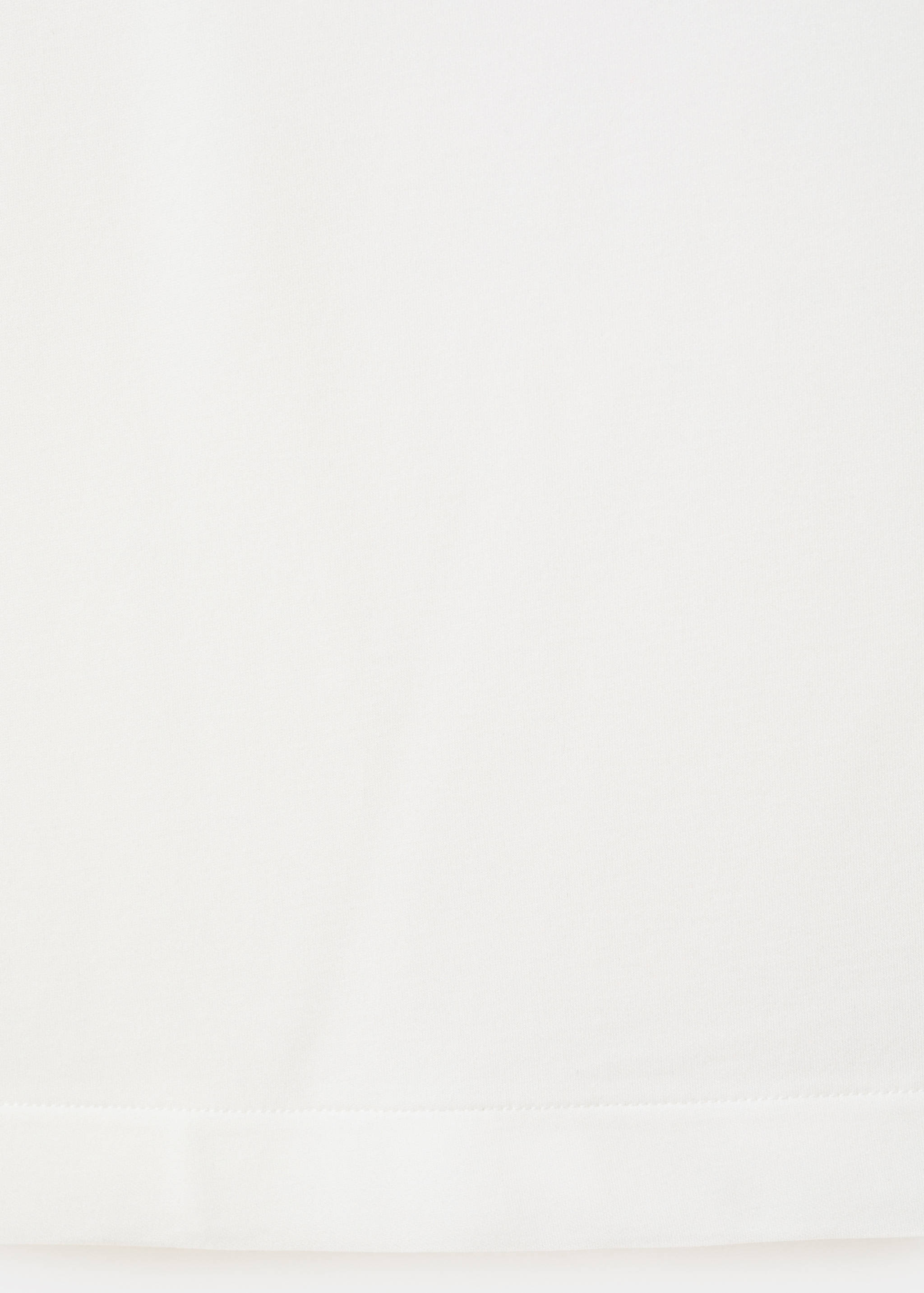 Футболка slim fit с короткими рукавами - Деталь изделия 0