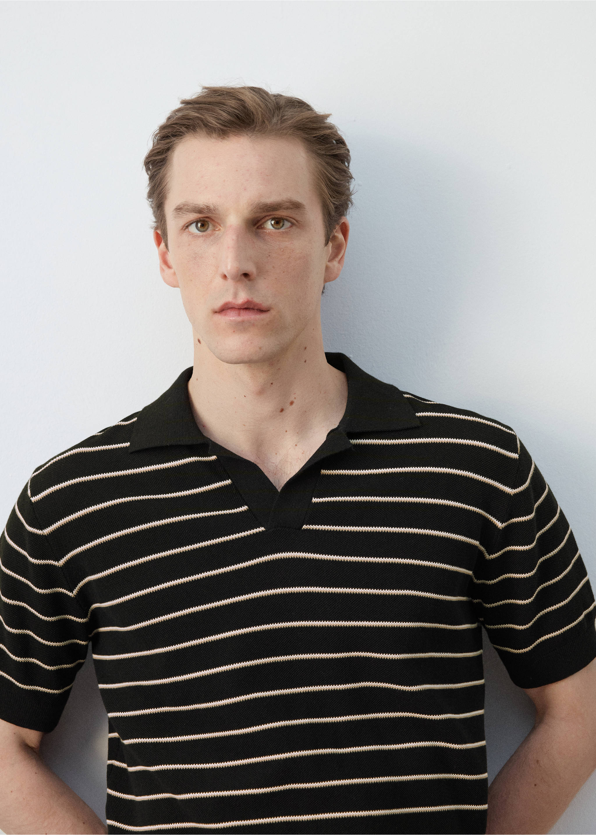 Polo coton maille rayures - Détail de l'article 1, Noir. Ref: 27037914-00.